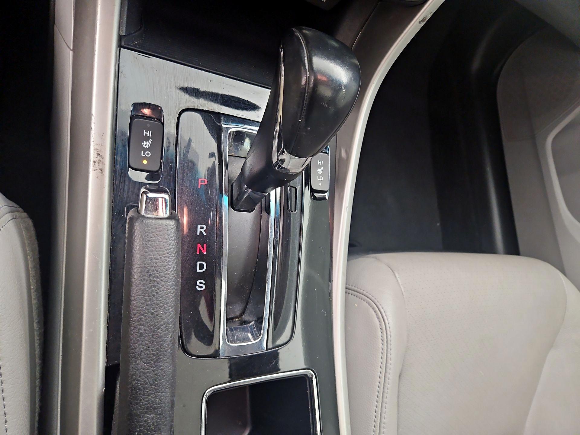 Thumbnail: 2016 Honda Accord - 17