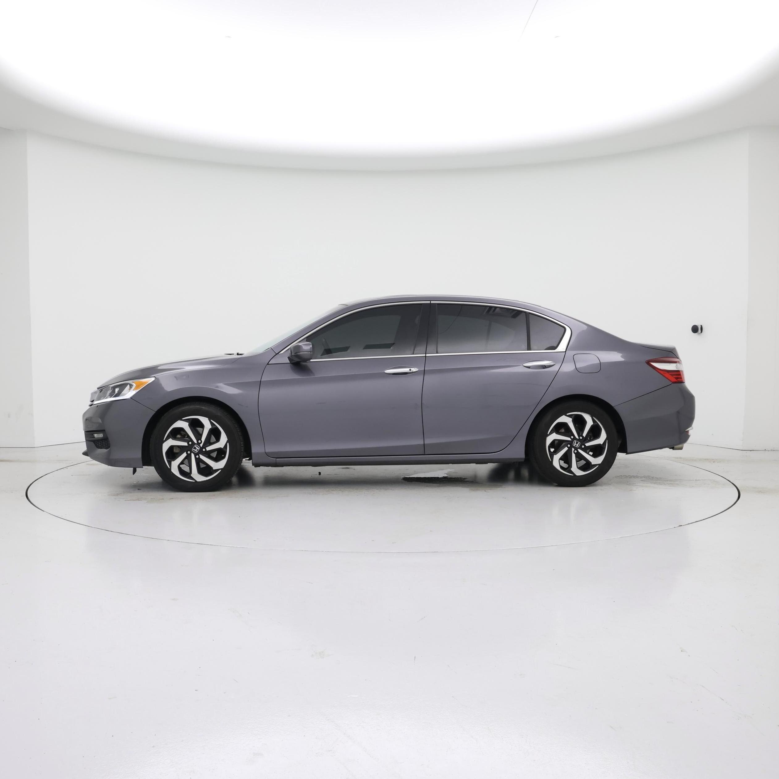 Thumbnail: 2016 Honda Accord - 3