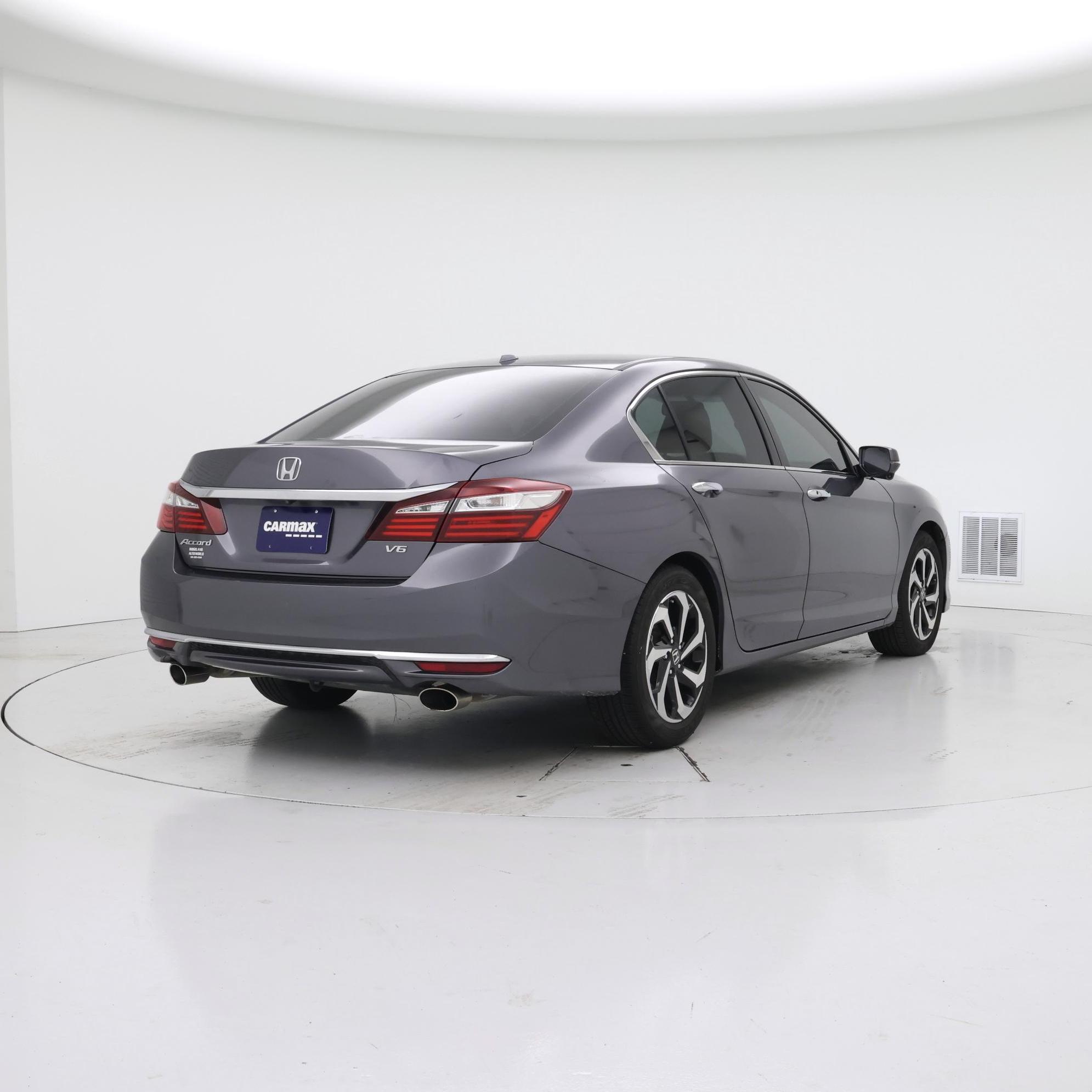 Thumbnail: 2016 Honda Accord - 8