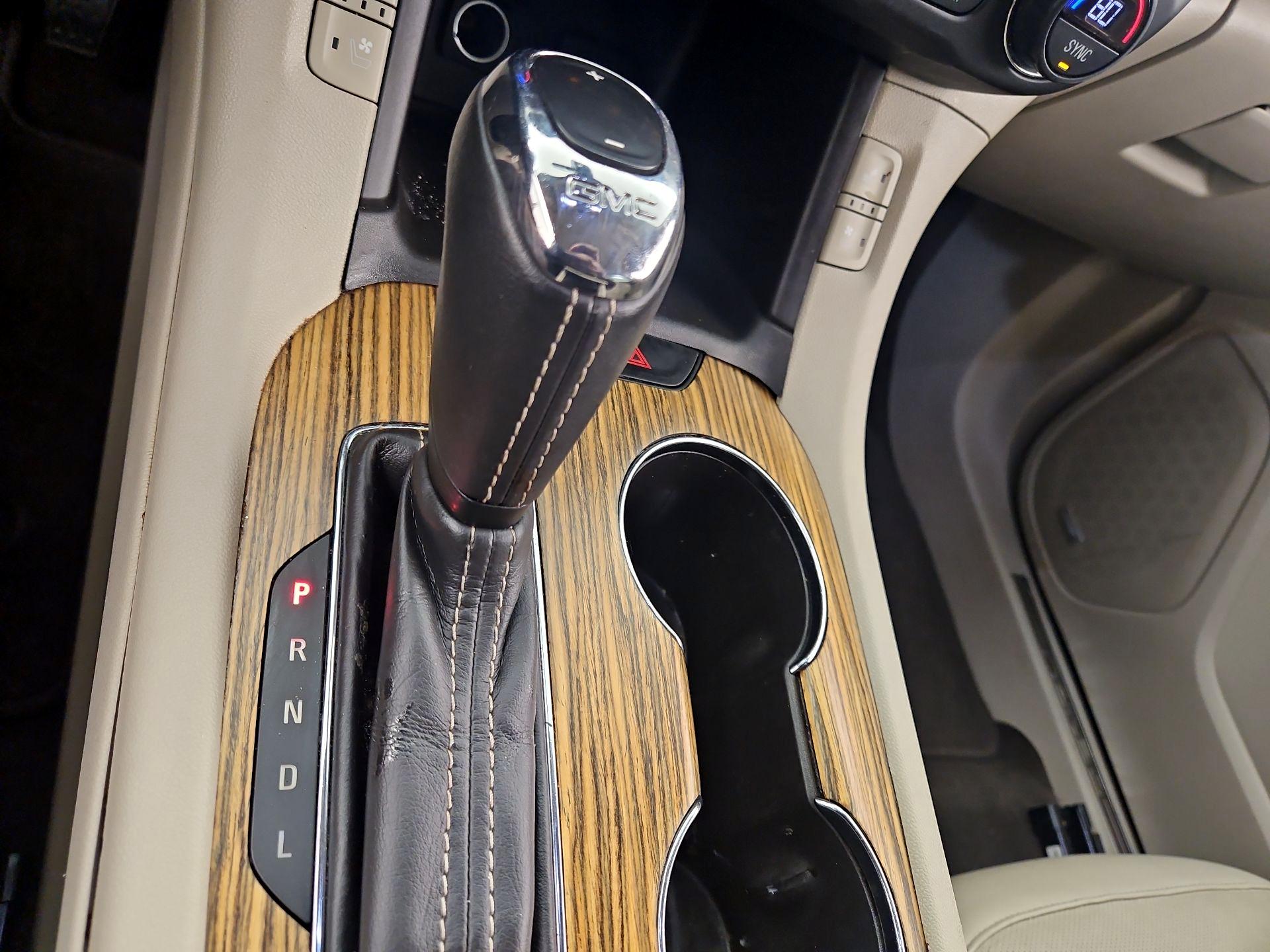 Thumbnail: 2017 GMC Acadia - 18