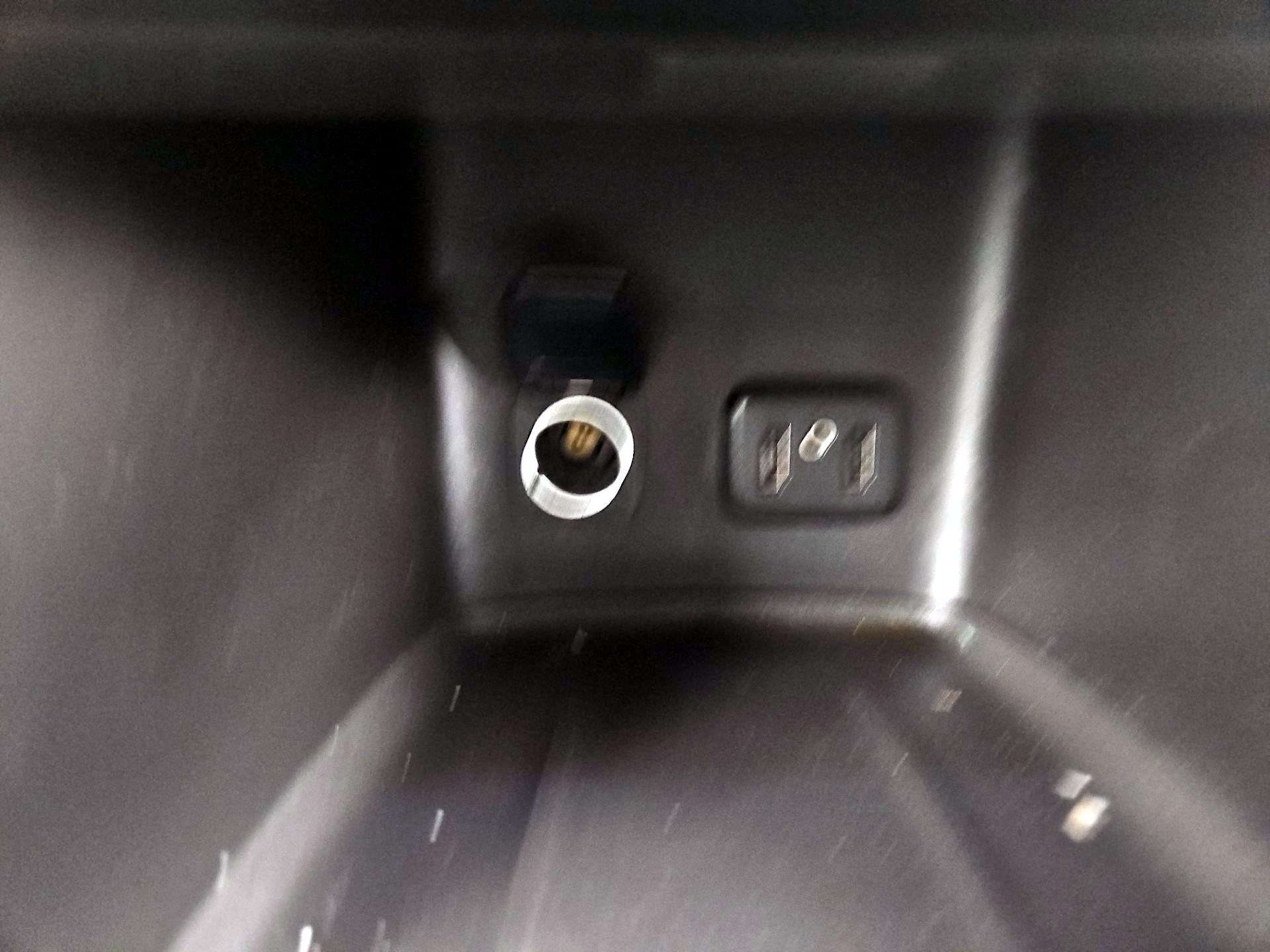 Thumbnail: 2017 GMC Acadia - 19