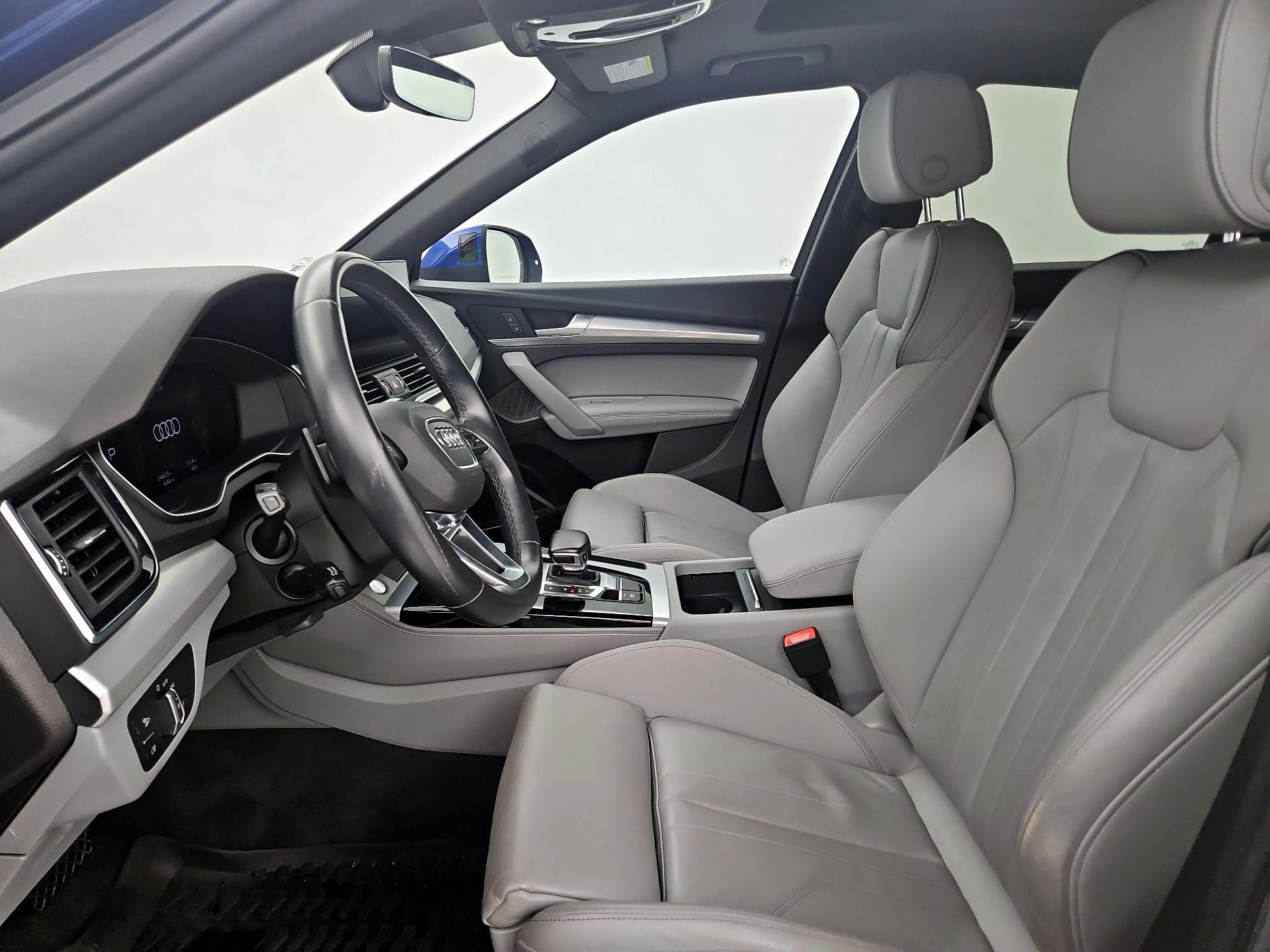 Thumbnail: 2021 Audi Q5 - 11