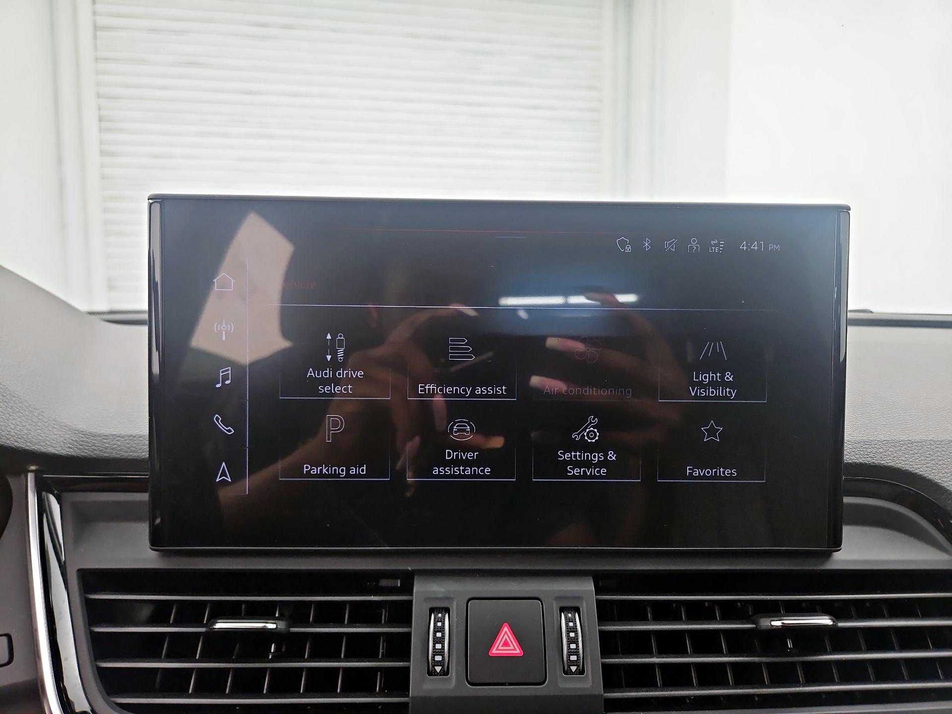 Thumbnail: 2021 Audi Q5 - 16