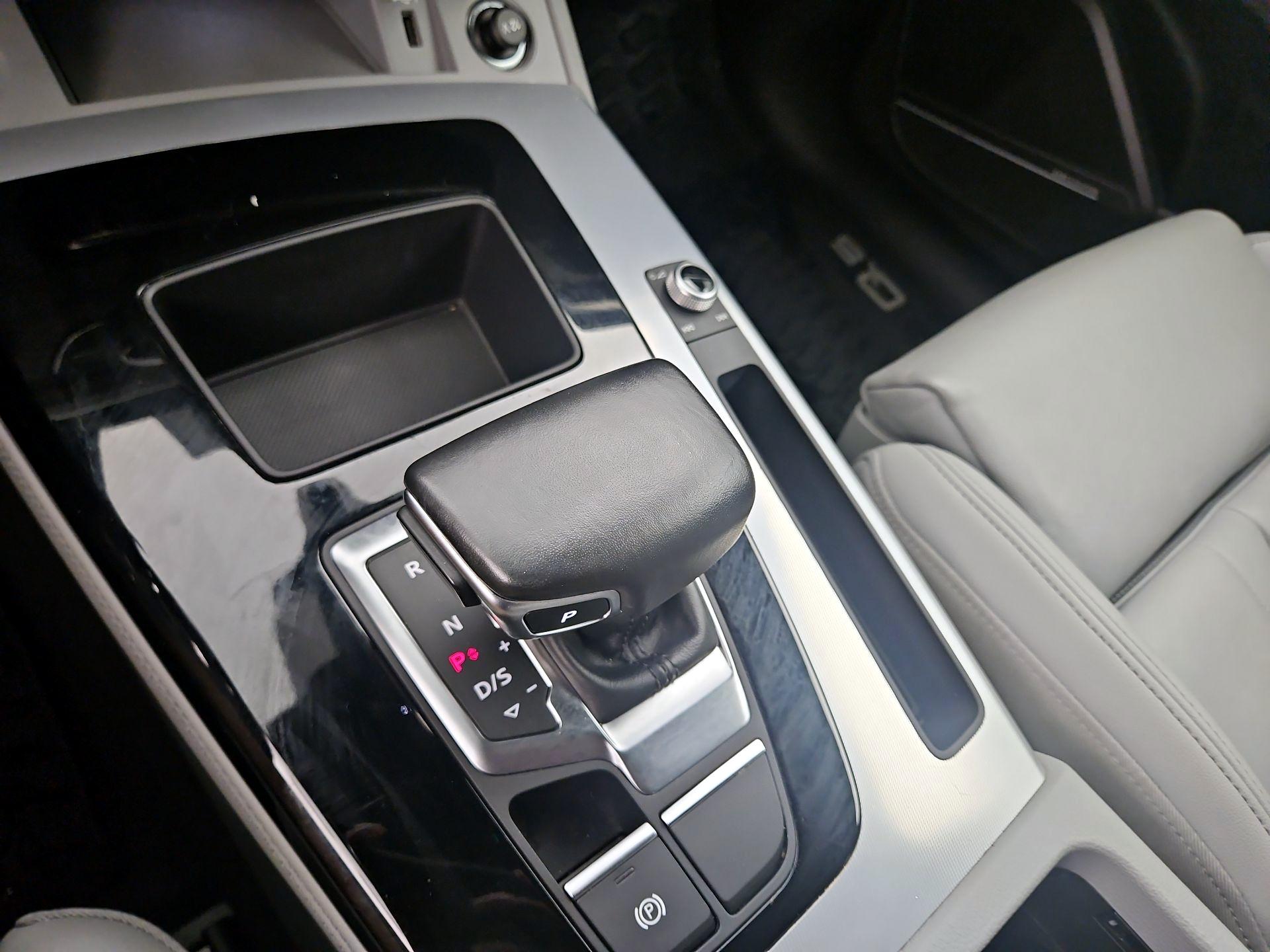 Thumbnail: 2021 Audi Q5 - 18