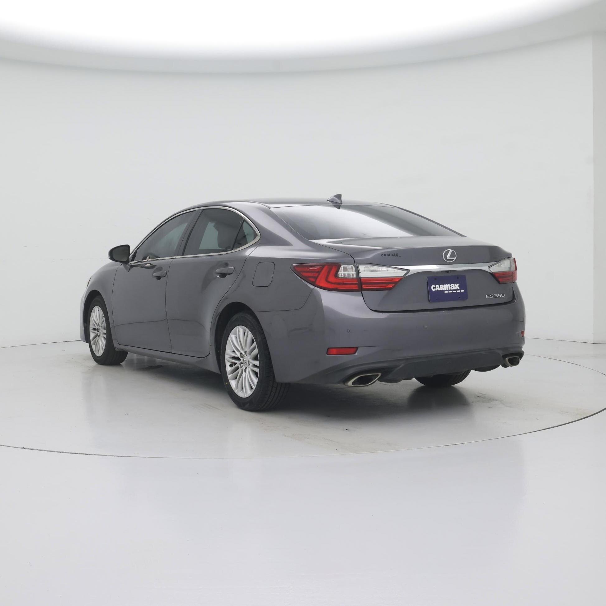 Thumbnail: 2017 Lexus ES - 2