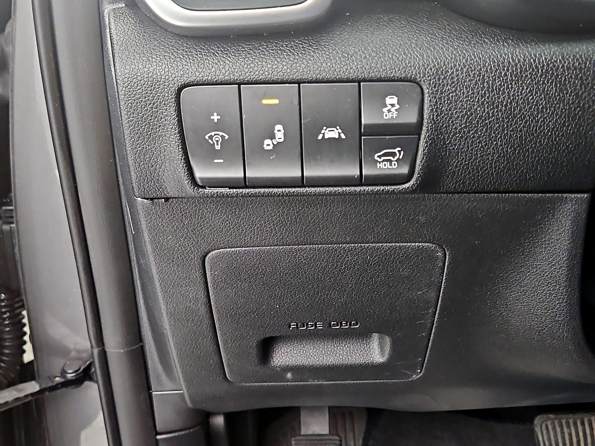 Thumbnail: 2017 Kia Sportage - 13