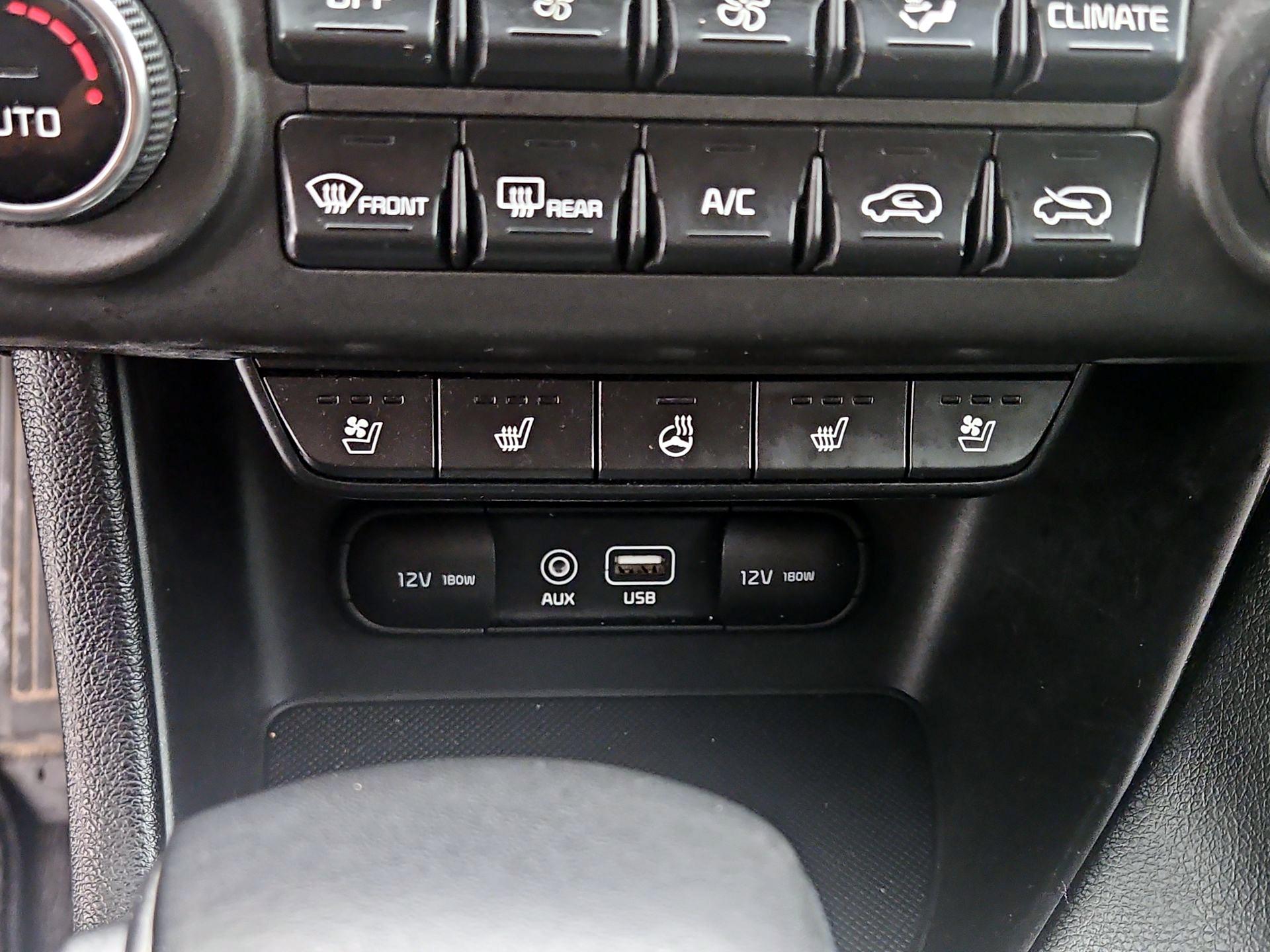 Thumbnail: 2017 Kia Sportage - 19