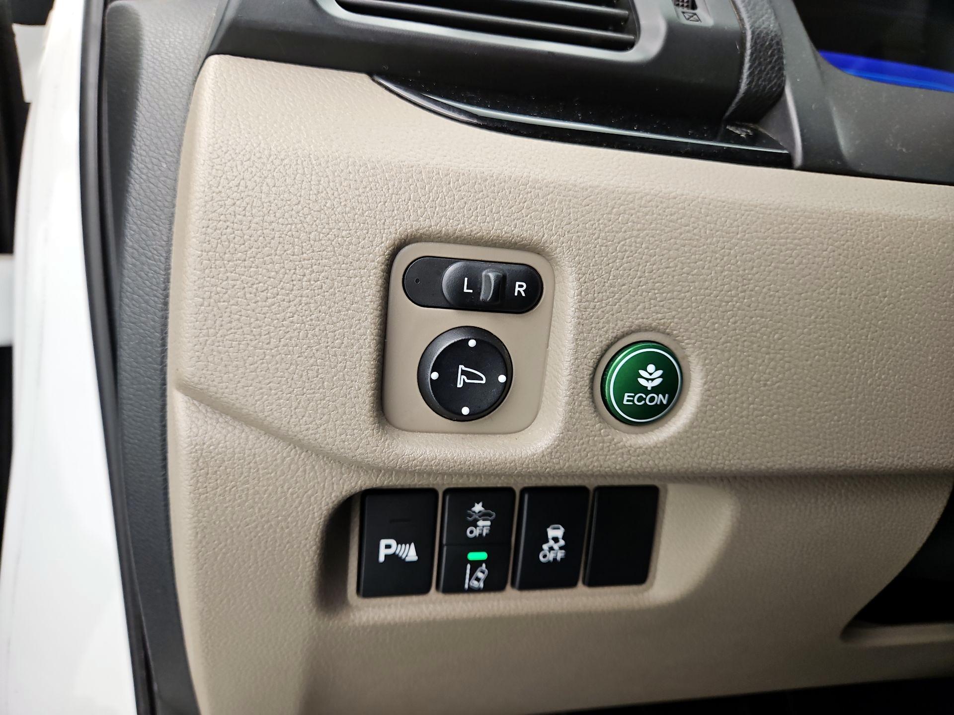 Thumbnail: 2020 Honda Pilot - 13