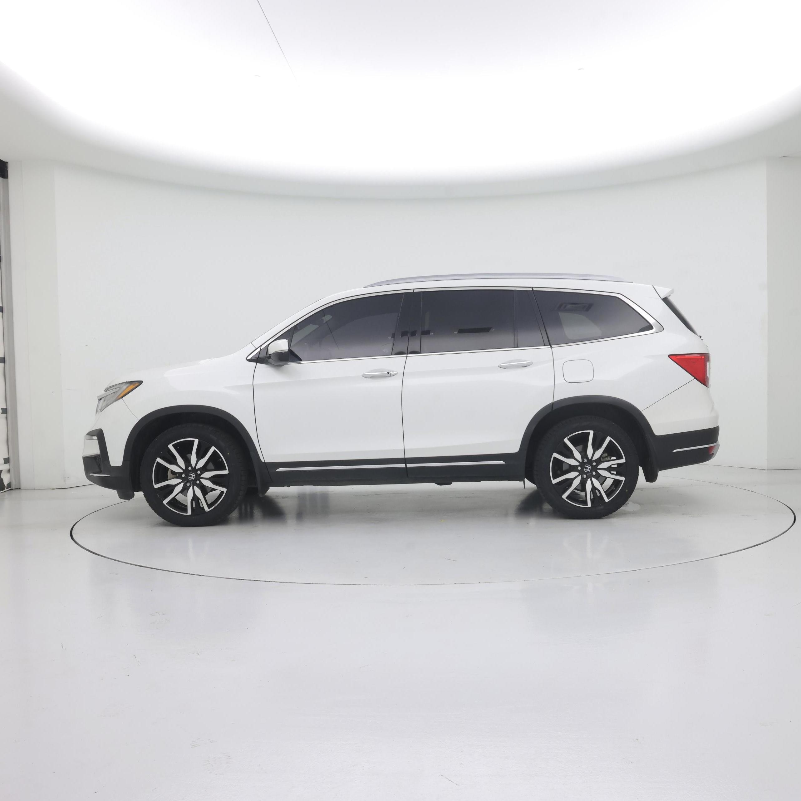 Thumbnail: 2020 Honda Pilot - 3