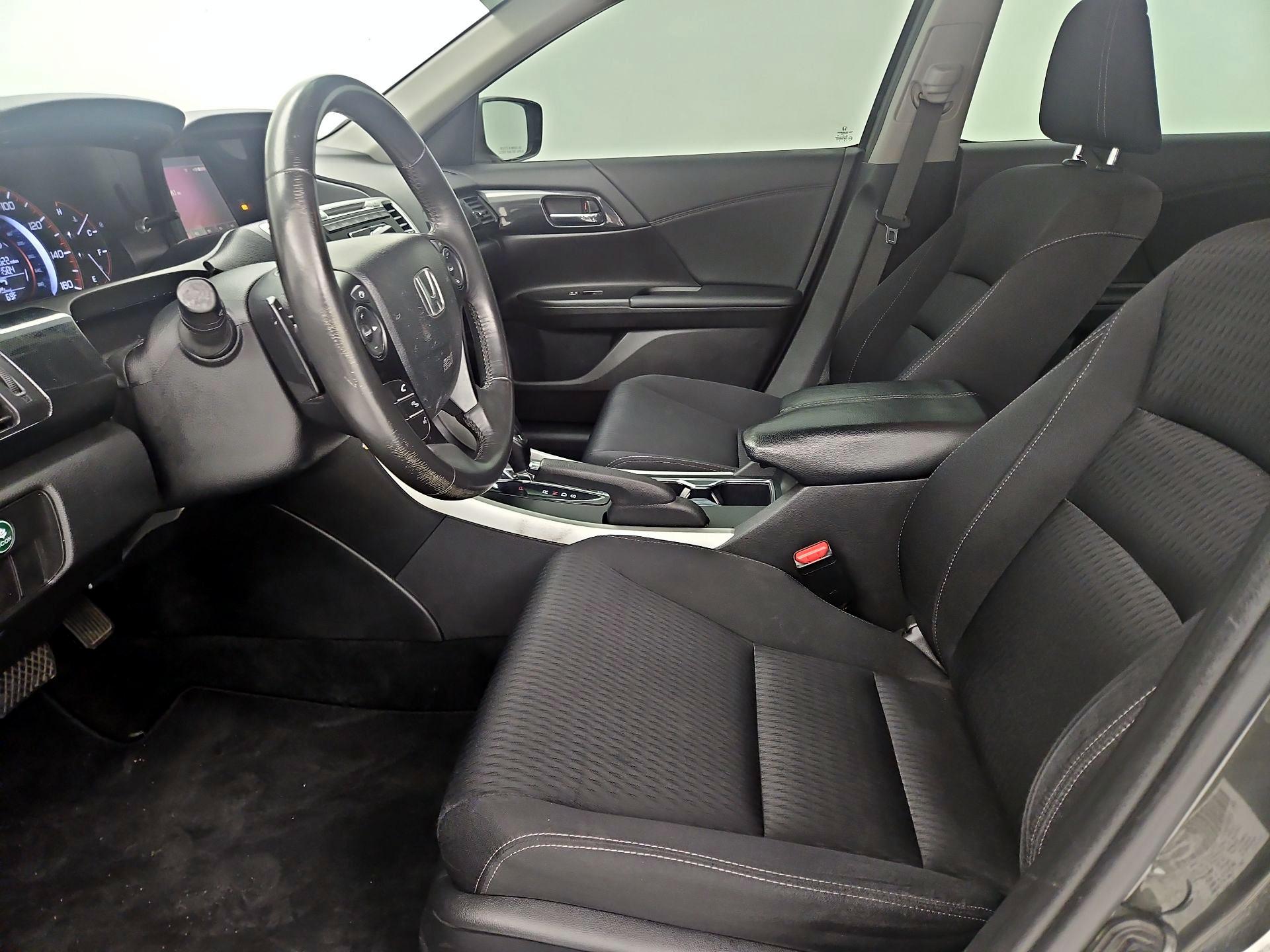 Thumbnail: 2015 Honda Accord - 11