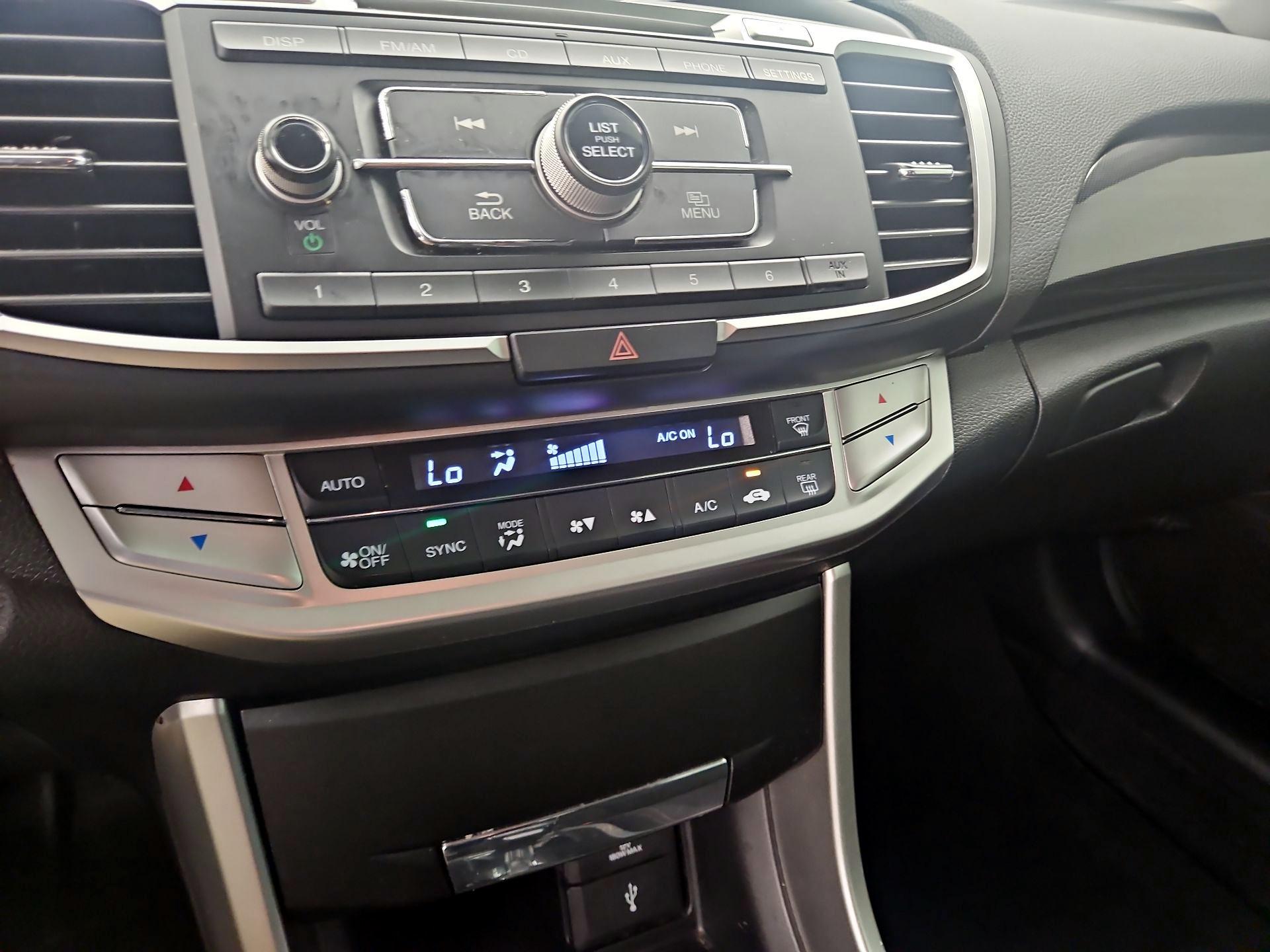 Thumbnail: 2015 Honda Accord - 16