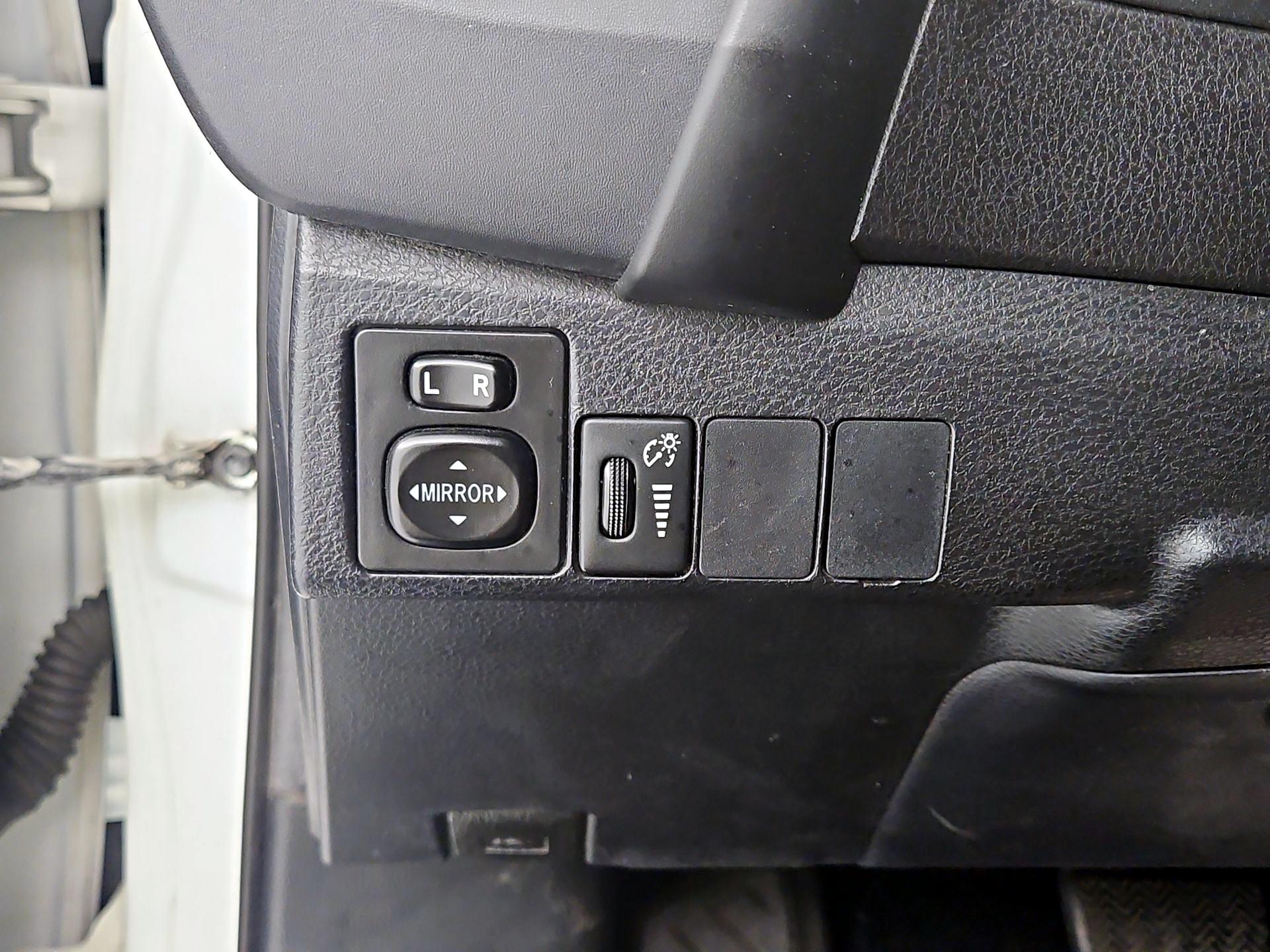 Thumbnail: 2017 Toyota Corolla - 13