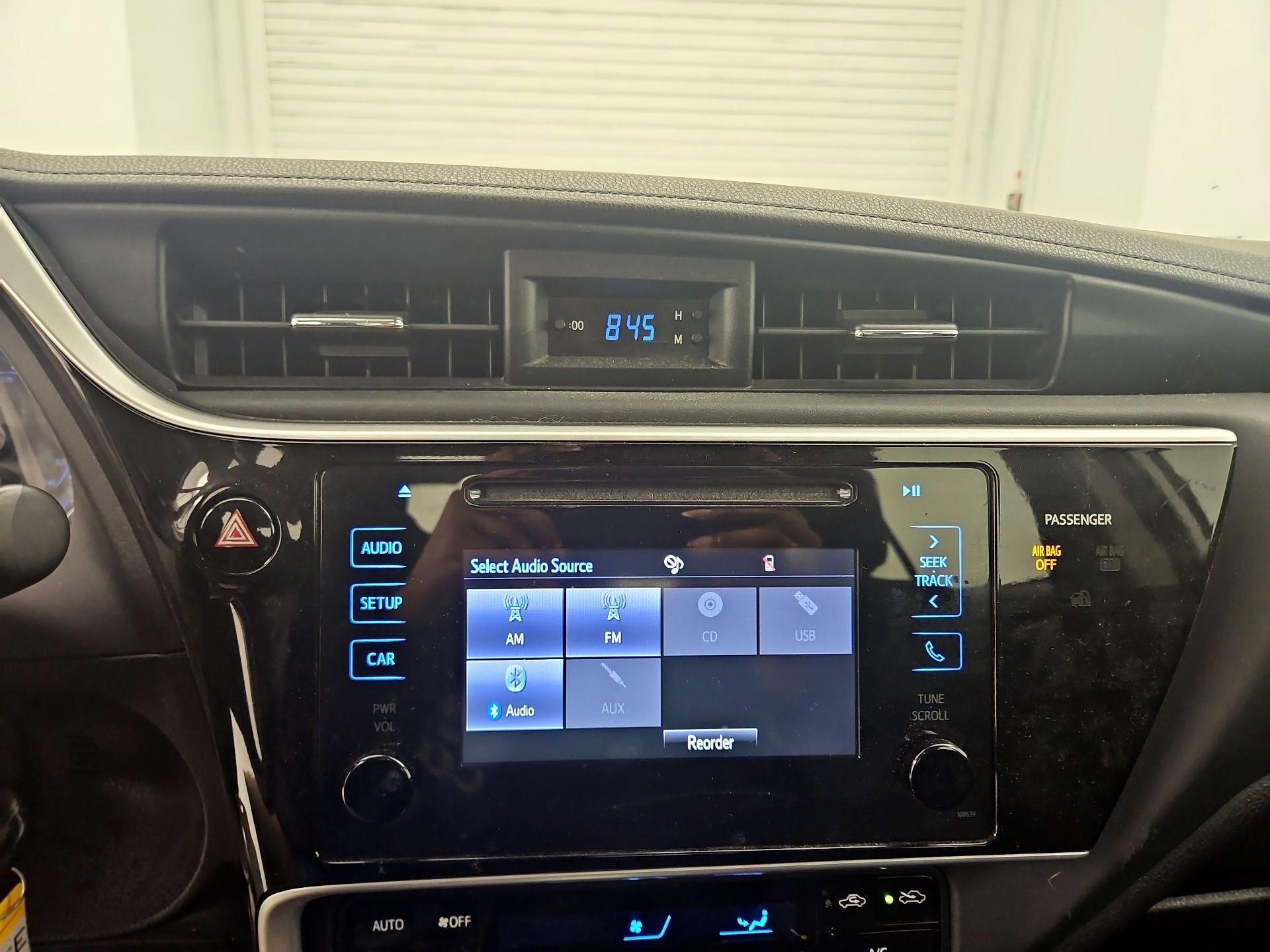 Thumbnail: 2017 Toyota Corolla - 15