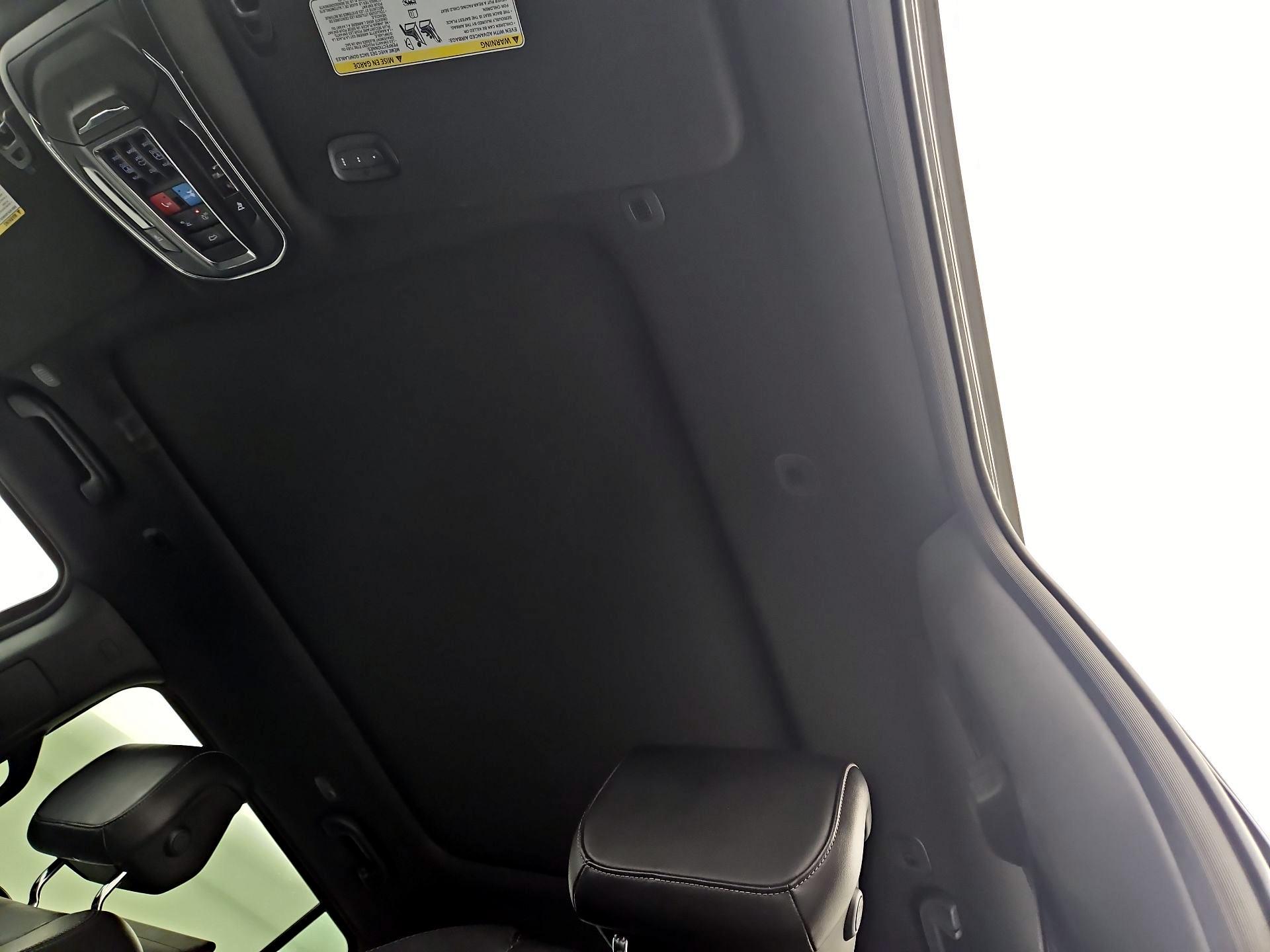 Thumbnail: 2022 Jeep Wagoneer - 20