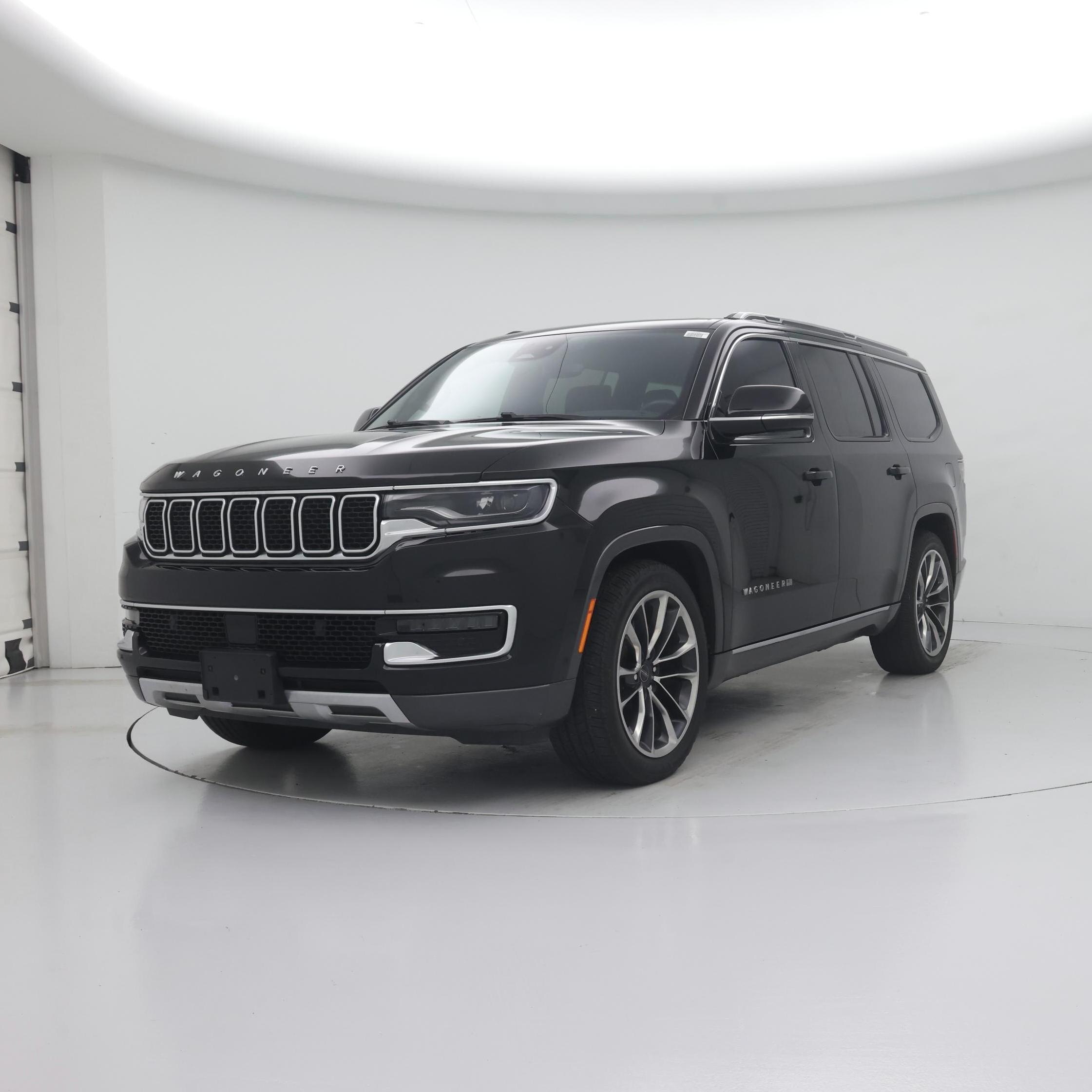 Thumbnail: 2022 Jeep Wagoneer - 4