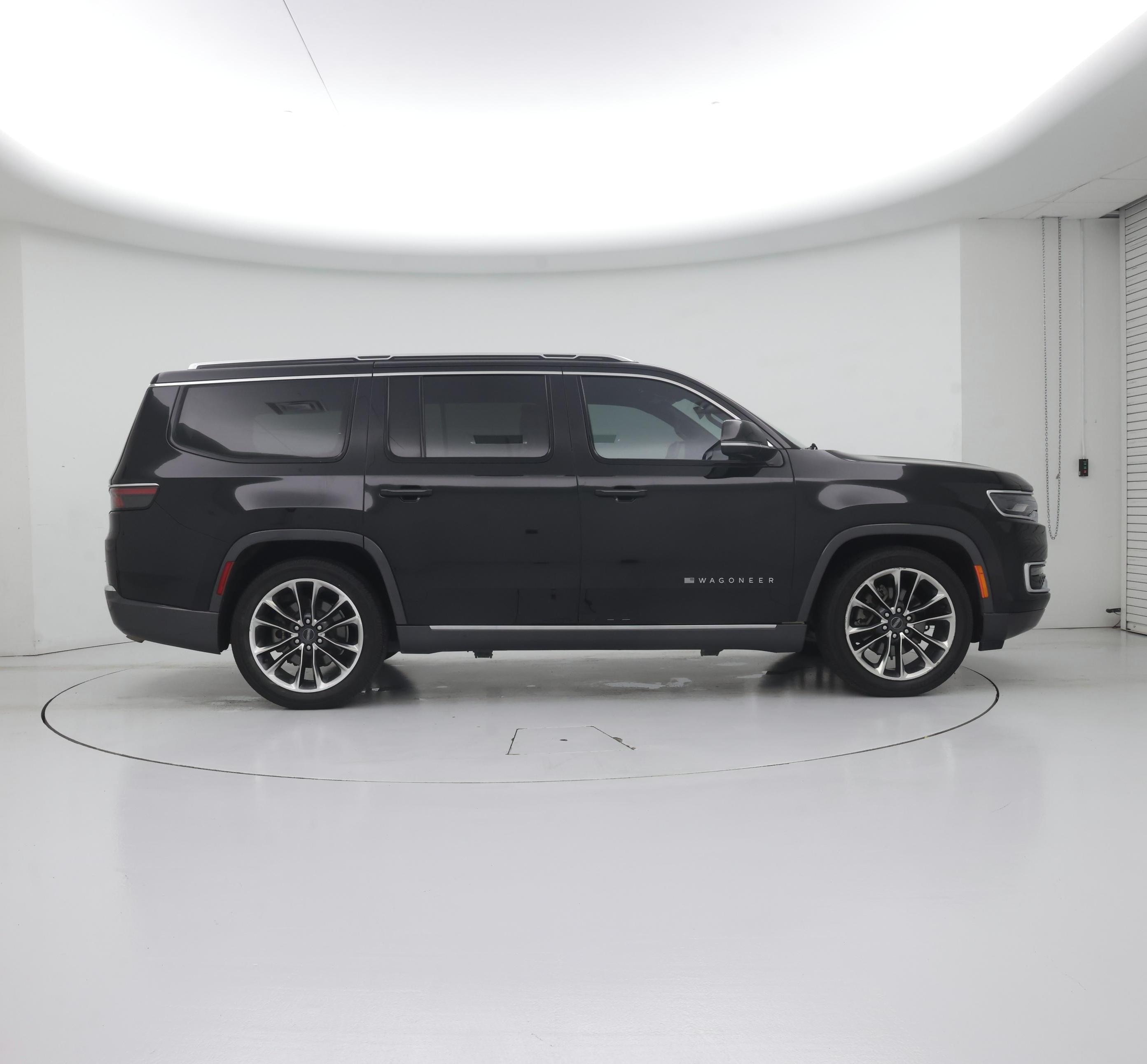 Thumbnail: 2022 Jeep Wagoneer - 7