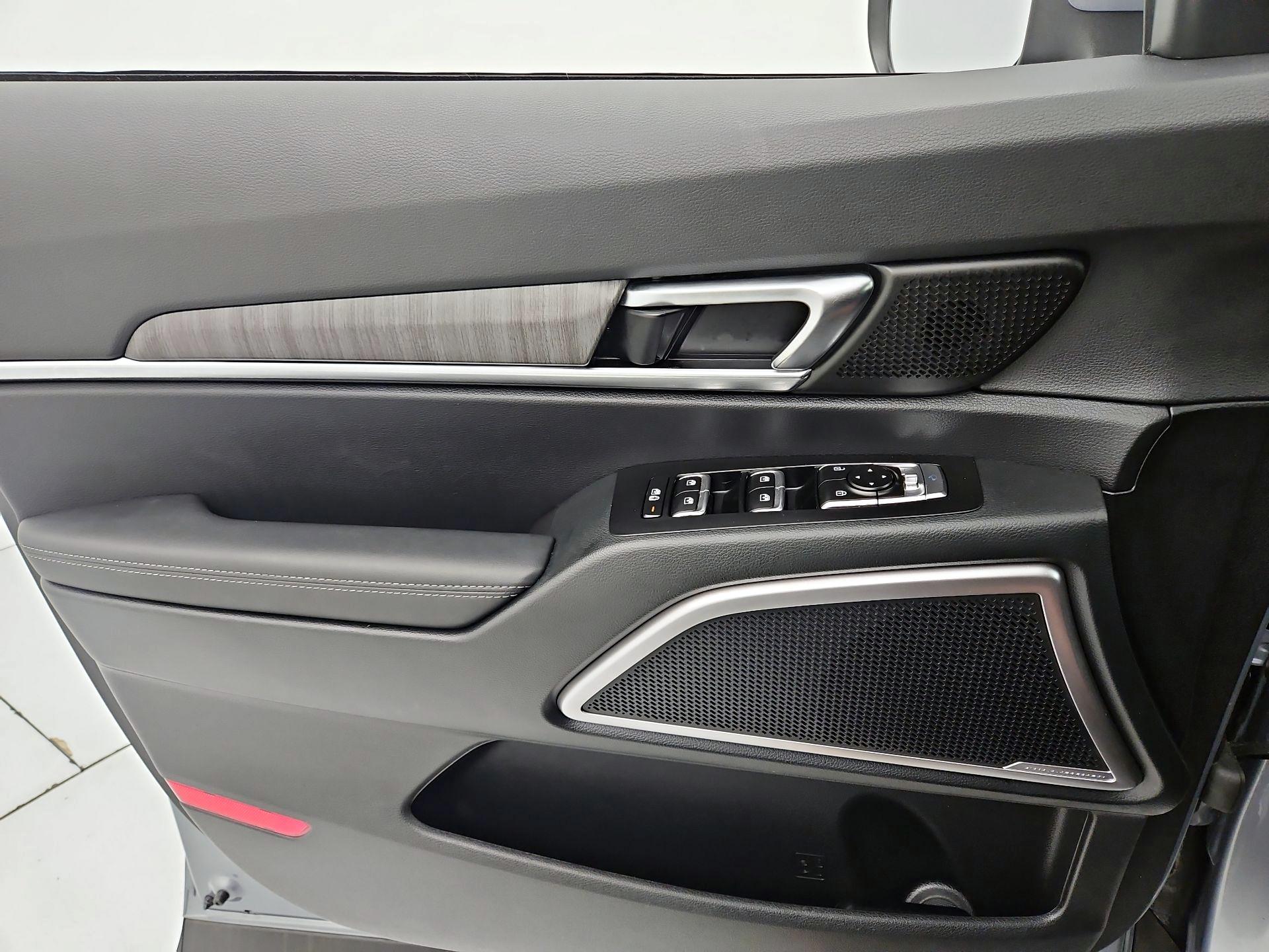 Thumbnail: 2025 Kia Telluride - 12