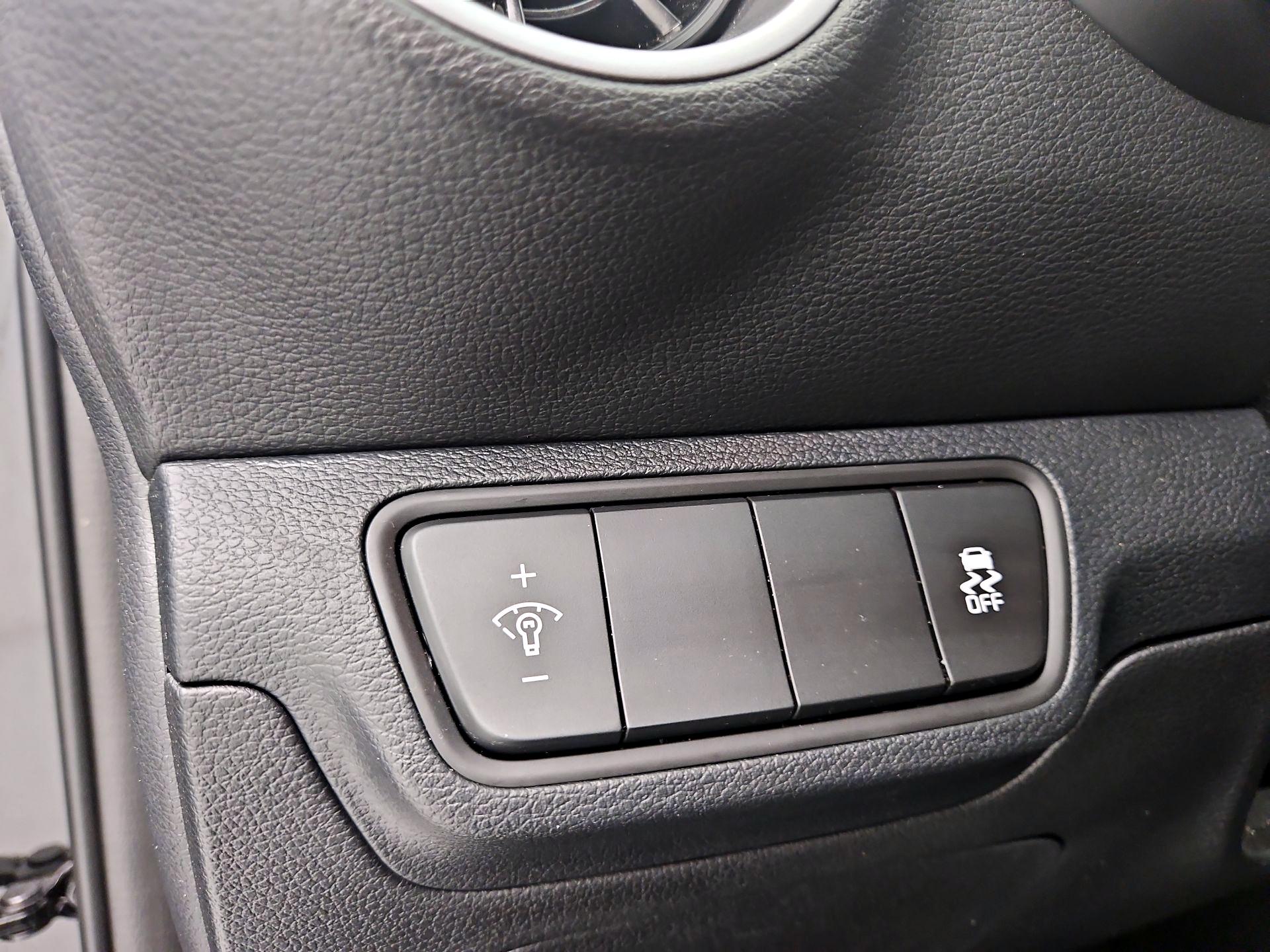 Thumbnail: 2024 Kia Forte - 13