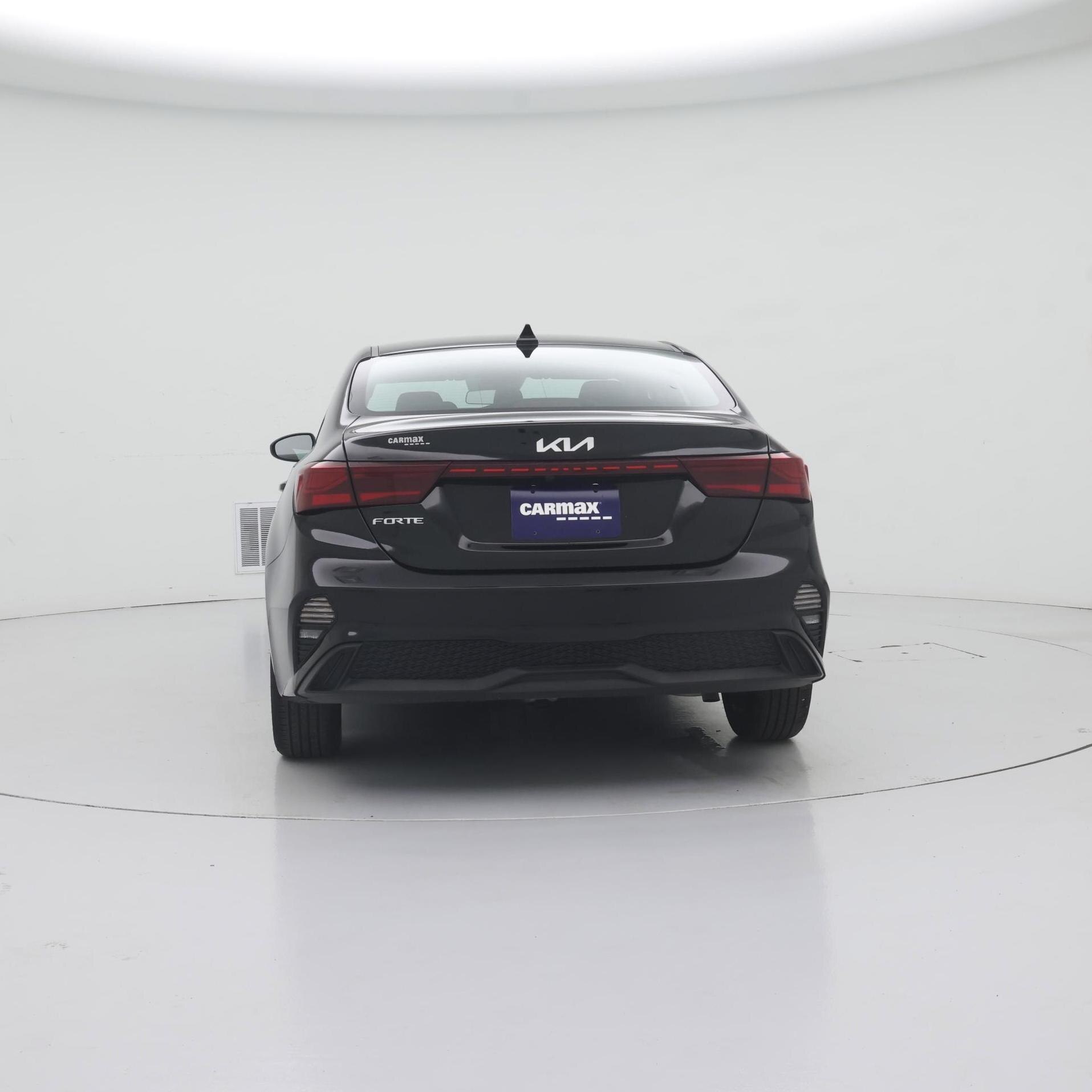 Thumbnail: 2024 Kia Forte - 6