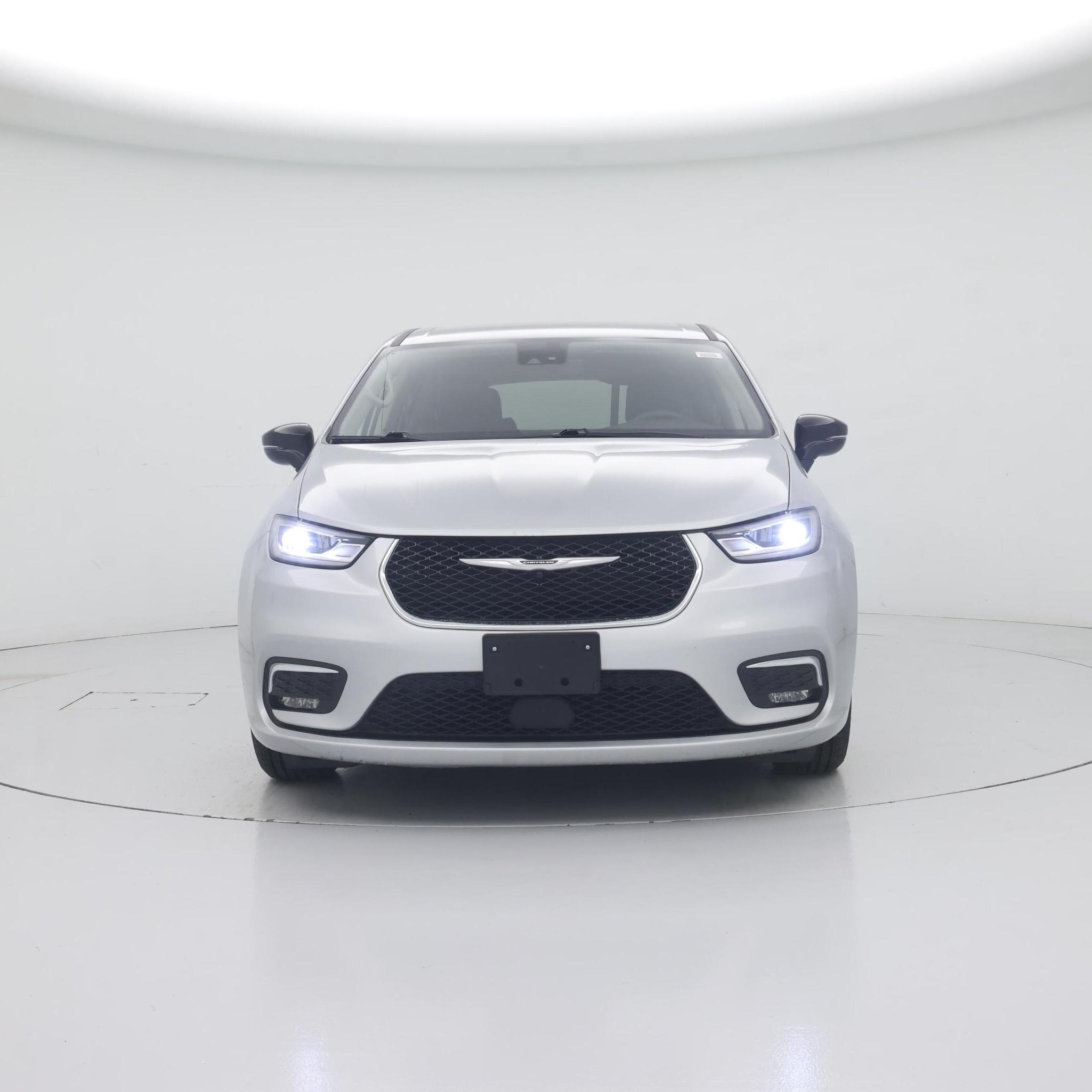 Thumbnail: 2024 Chrysler Pacifica - 5