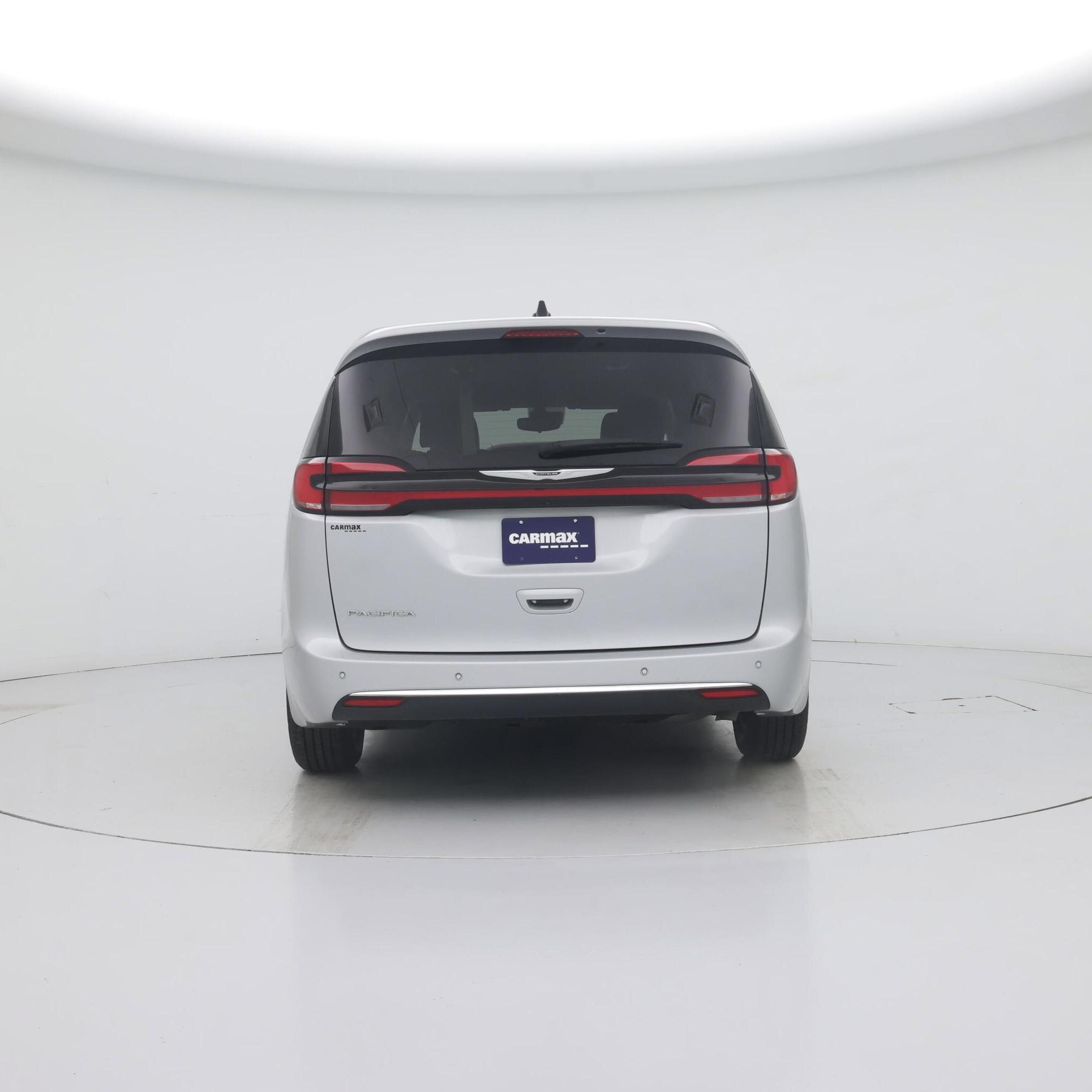 Thumbnail: 2024 Chrysler Pacifica - 6