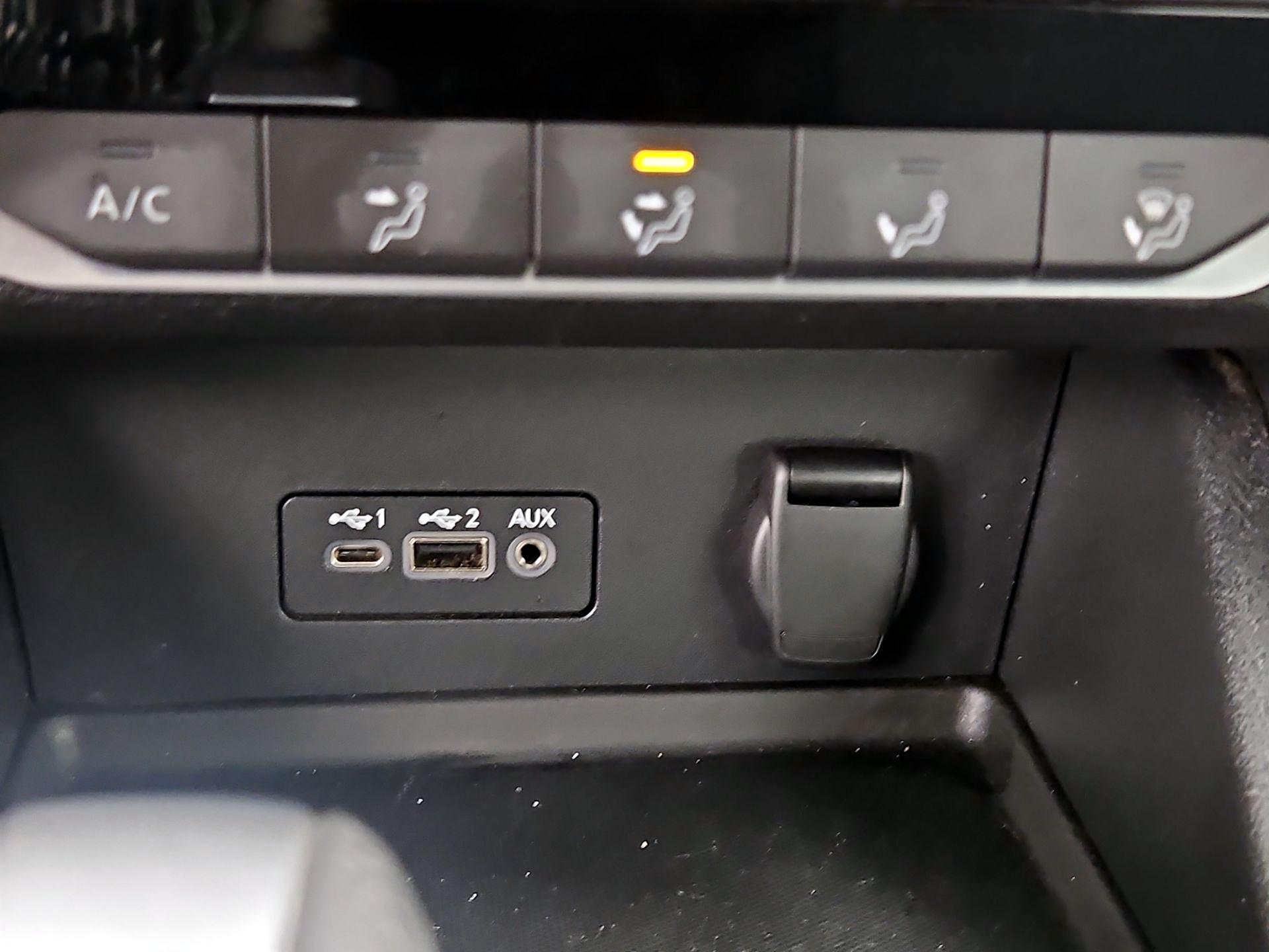 Thumbnail: 2023 Nissan Sentra - 18