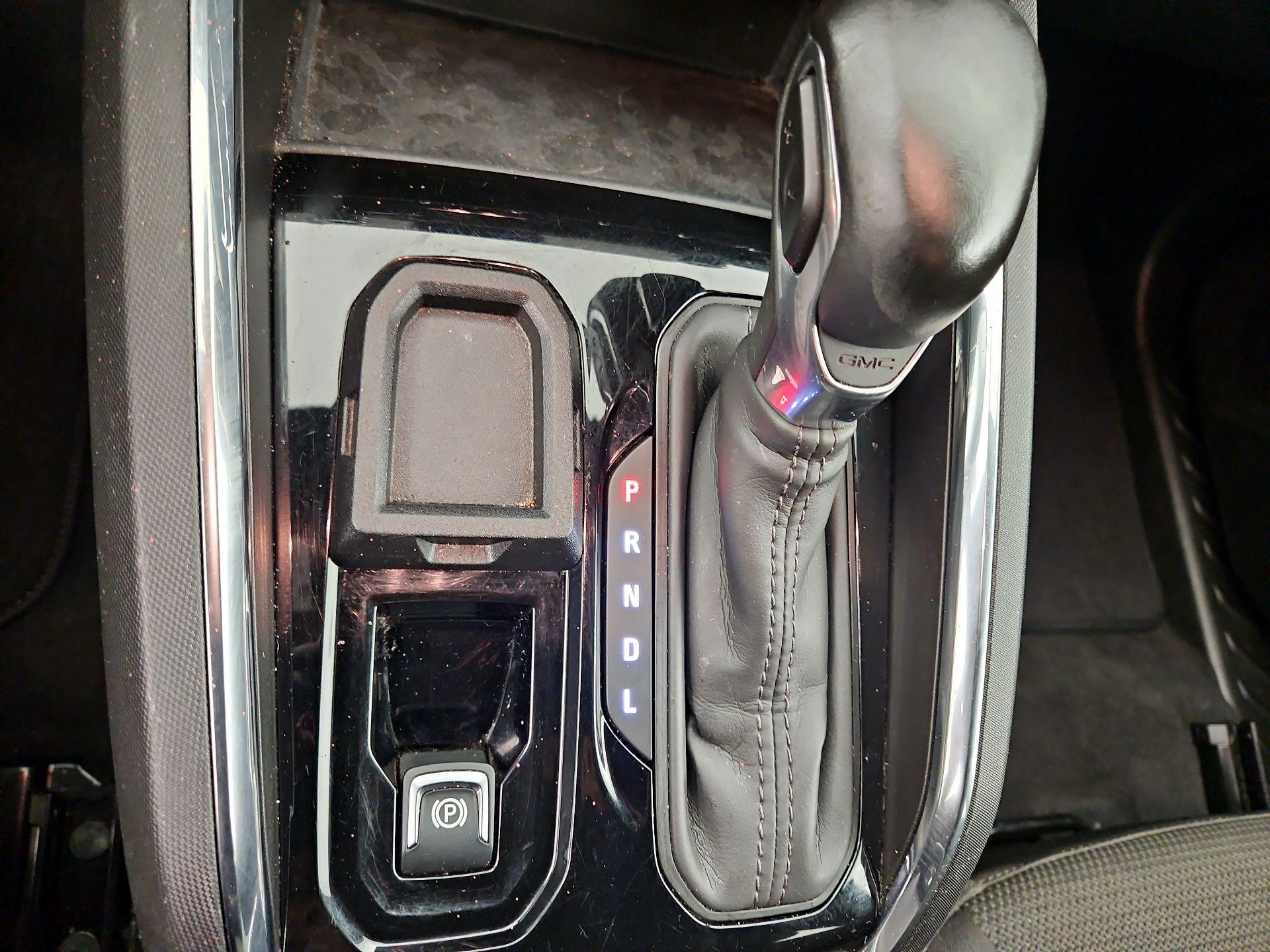 Thumbnail: 2024 GMC Canyon - 17