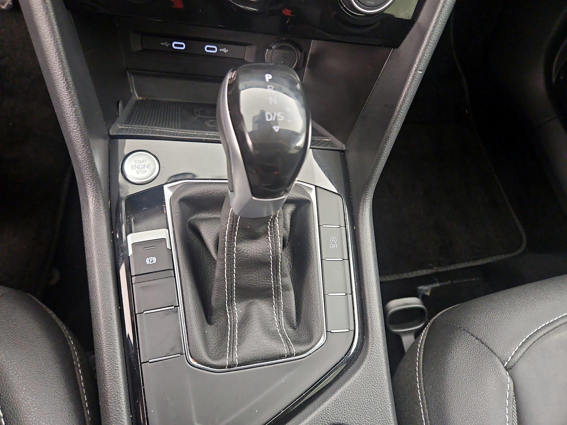 Thumbnail: 2024 Volkswagen Taos - 17