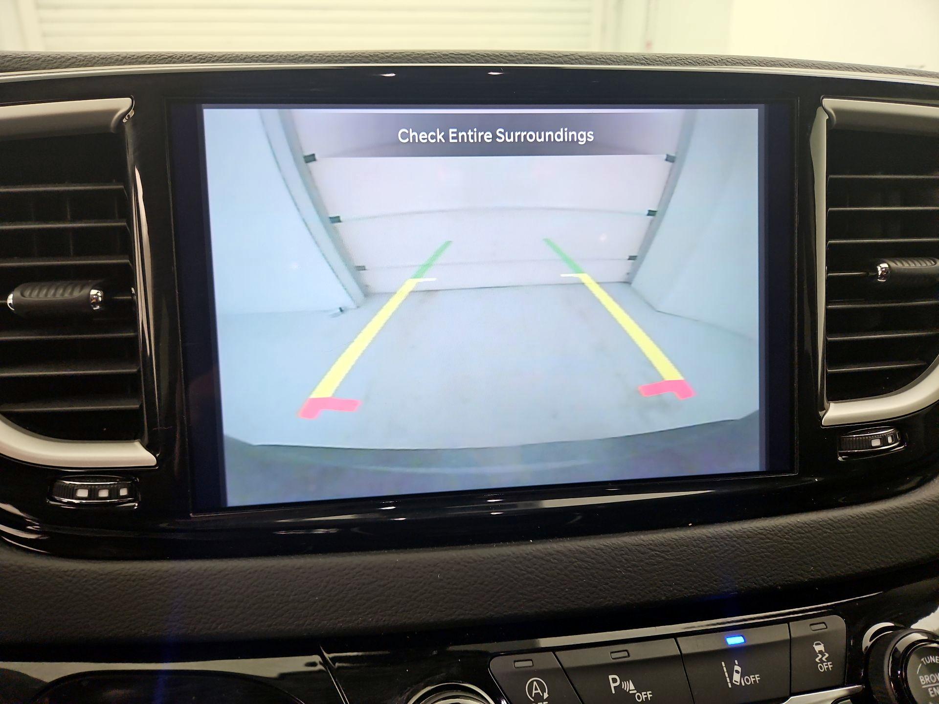 Thumbnail: 2023 Chrysler Pacifica - 14