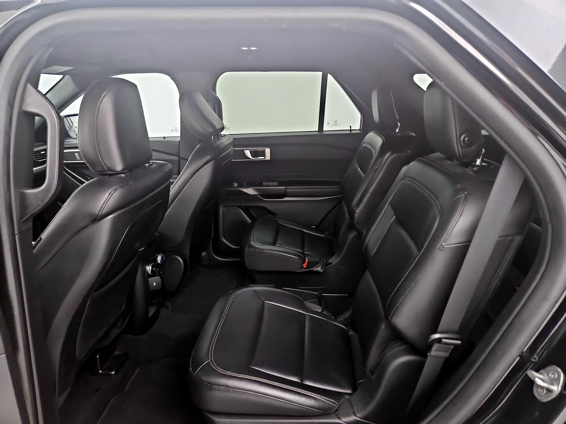 Thumbnail: 2020 Ford Explorer - 20