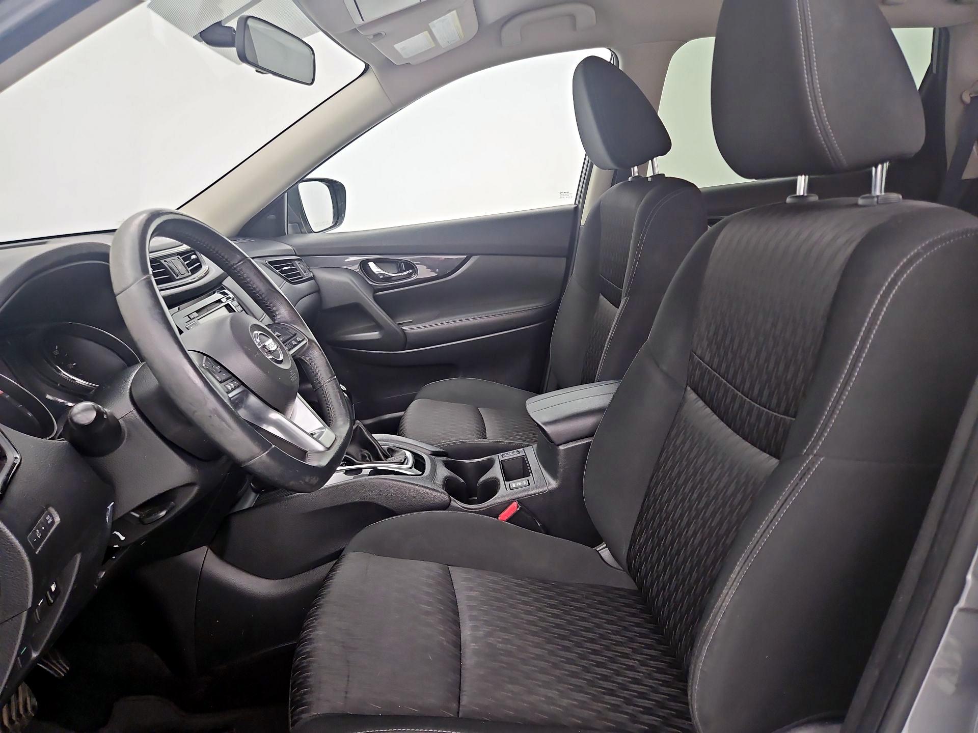 Thumbnail: 2018 Nissan Rogue - 11