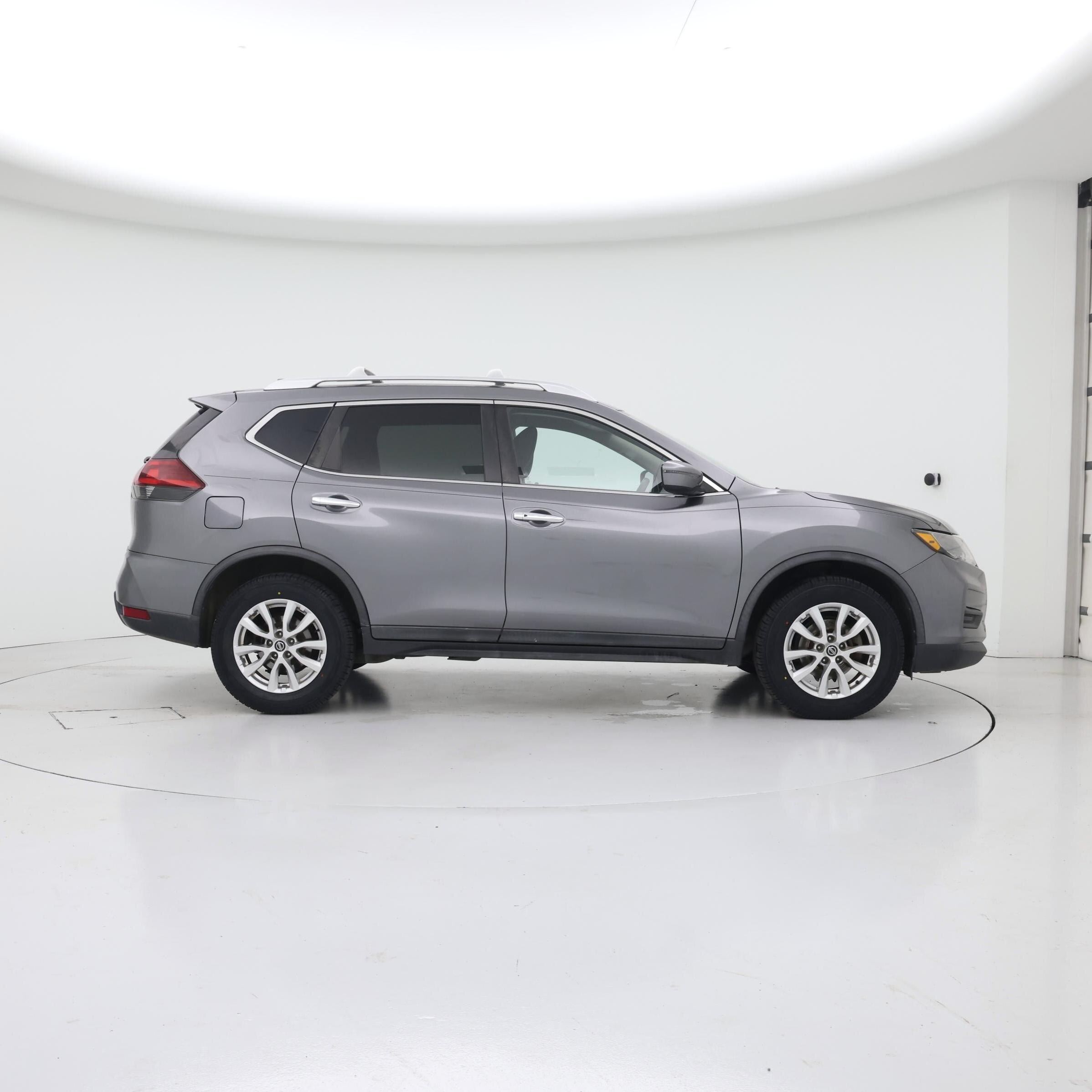 Thumbnail: 2018 Nissan Rogue - 7