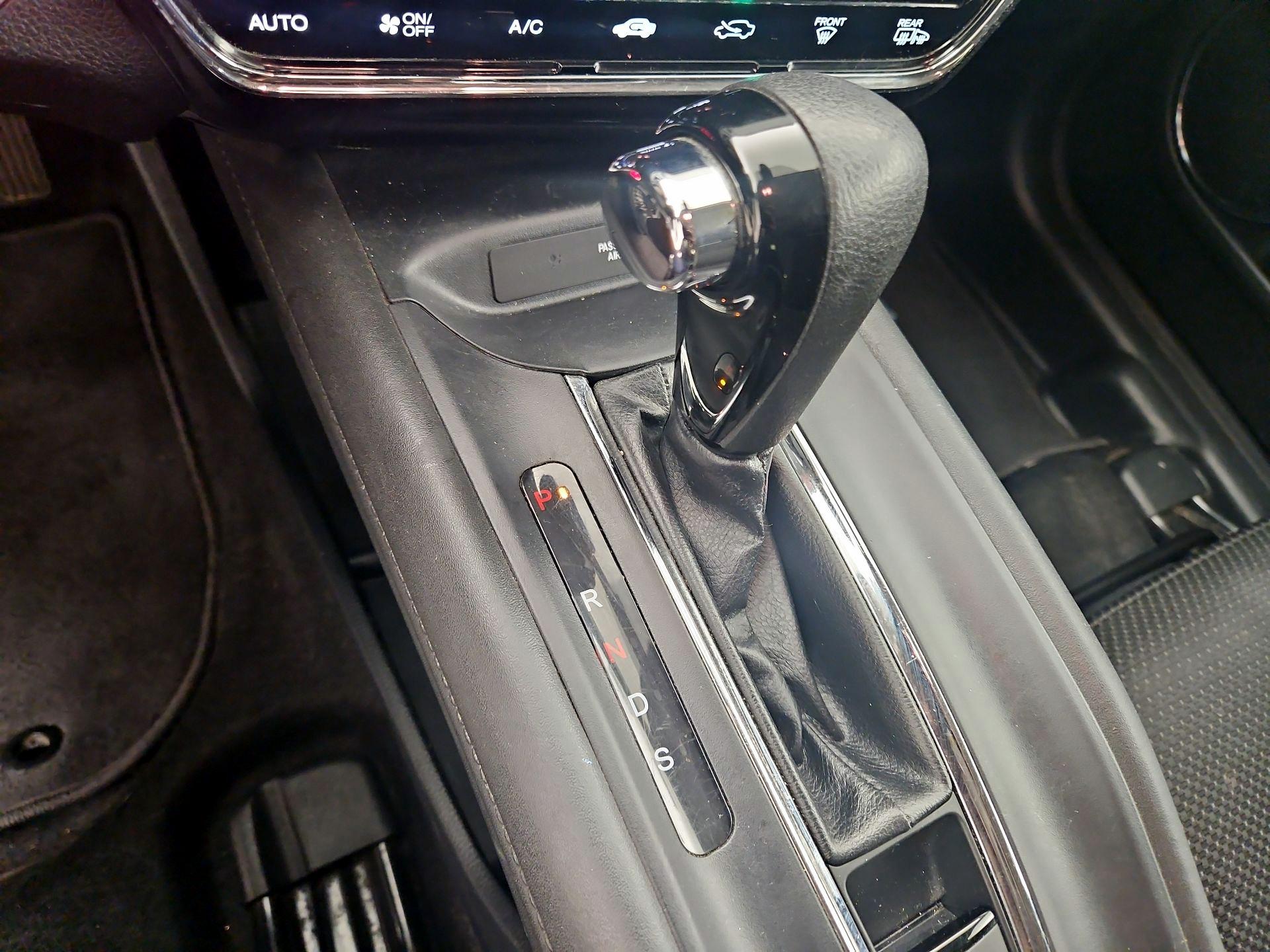 Thumbnail: 2022 Honda HR-V - 17