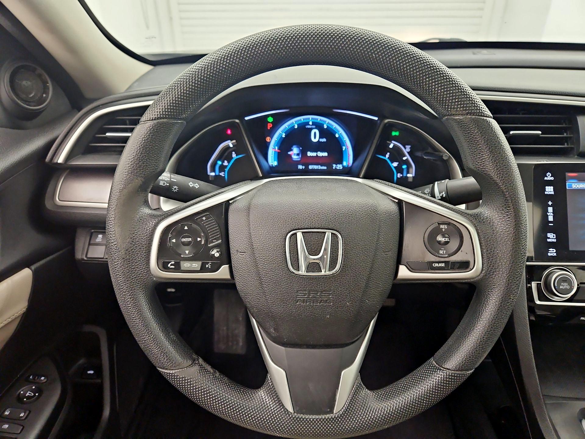 Thumbnail: 2016 Honda Civic - 10