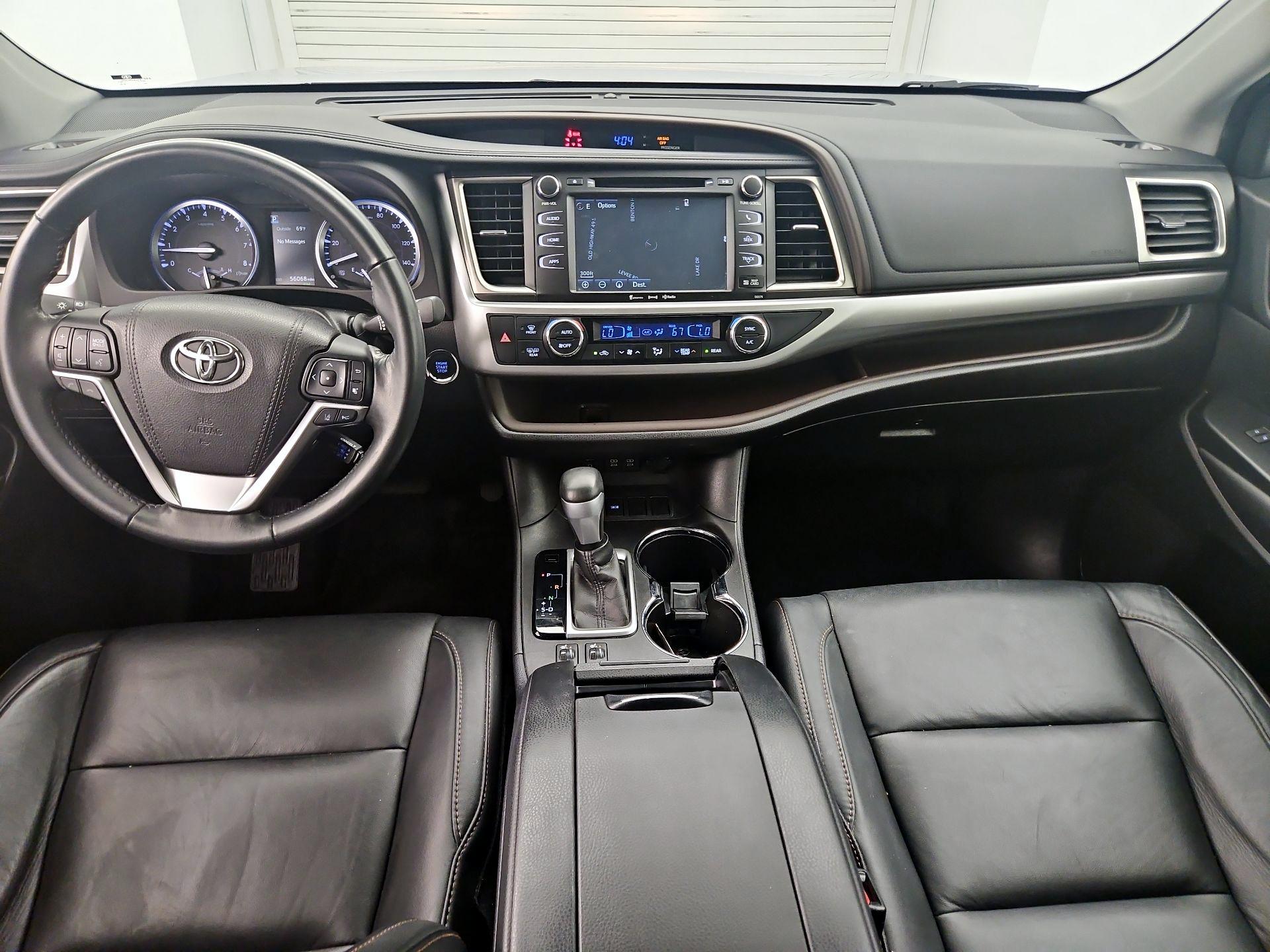Thumbnail: 2017 Toyota Highlander - 9