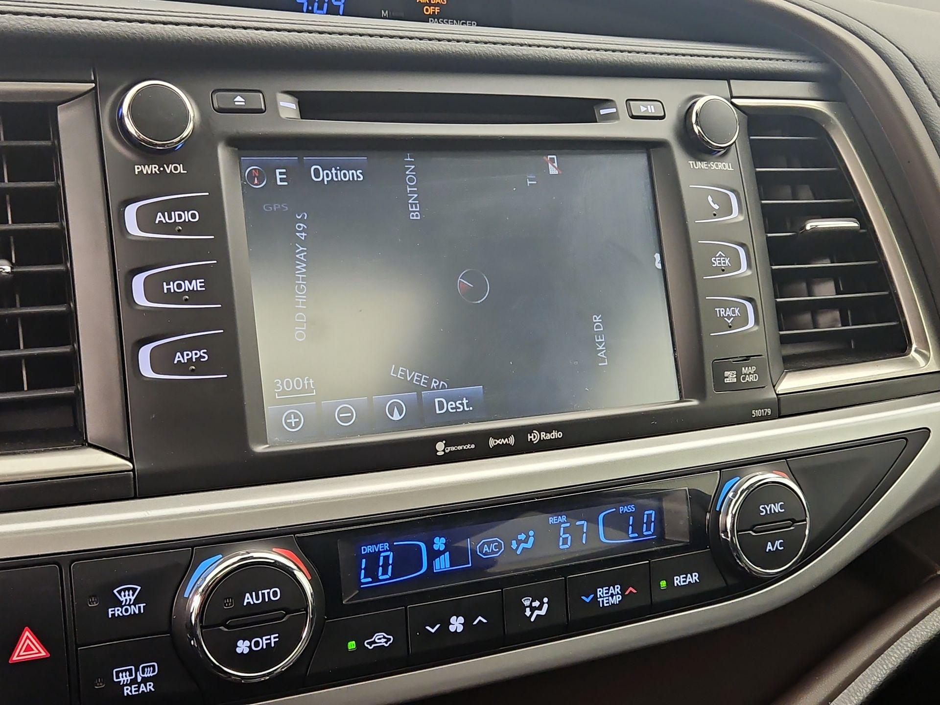 Thumbnail: 2017 Toyota Highlander - 14