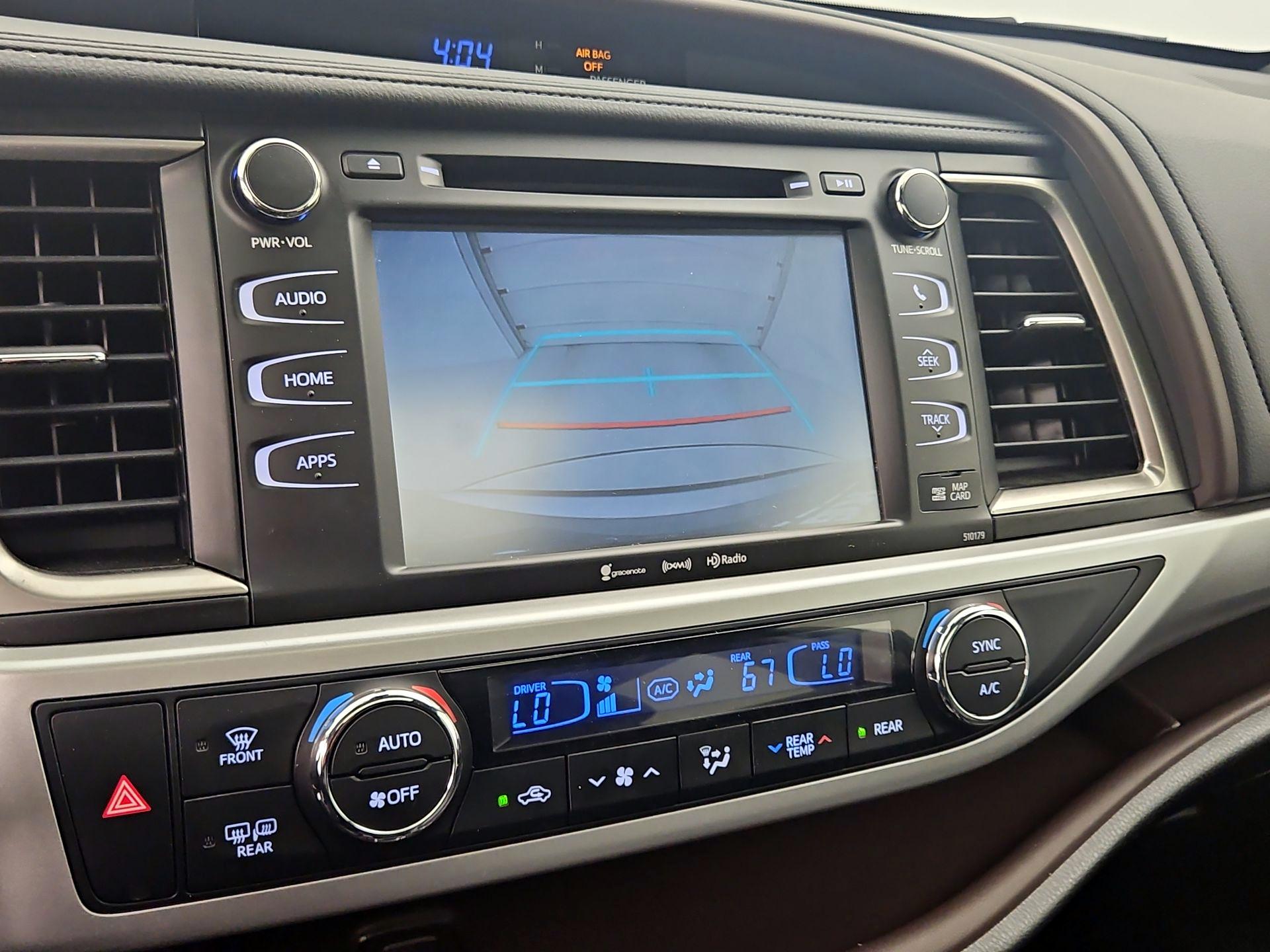 Thumbnail: 2017 Toyota Highlander - 15