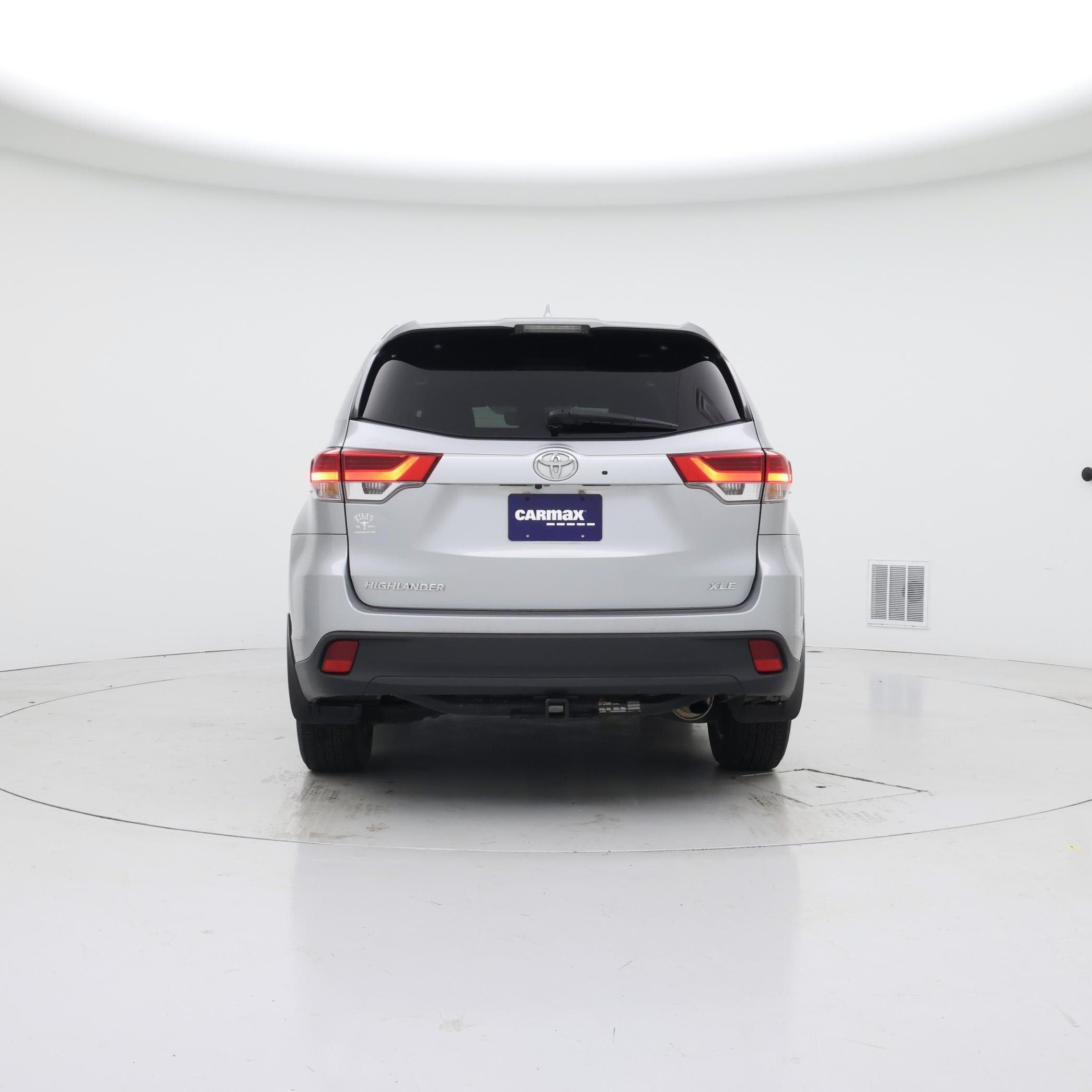 Thumbnail: 2017 Toyota Highlander - 6