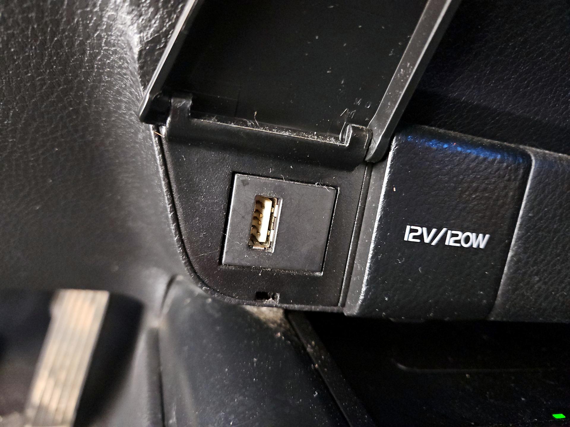 Thumbnail: 2017 Nissan Titan - 19