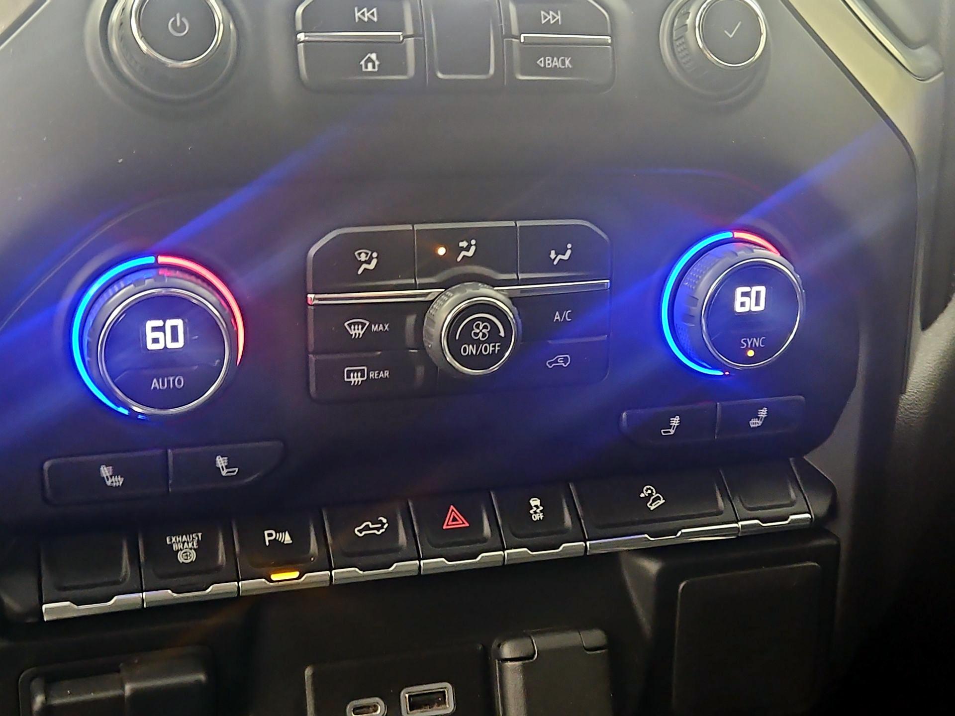 Thumbnail: 2022 Chevrolet Silverado 2500 - 16