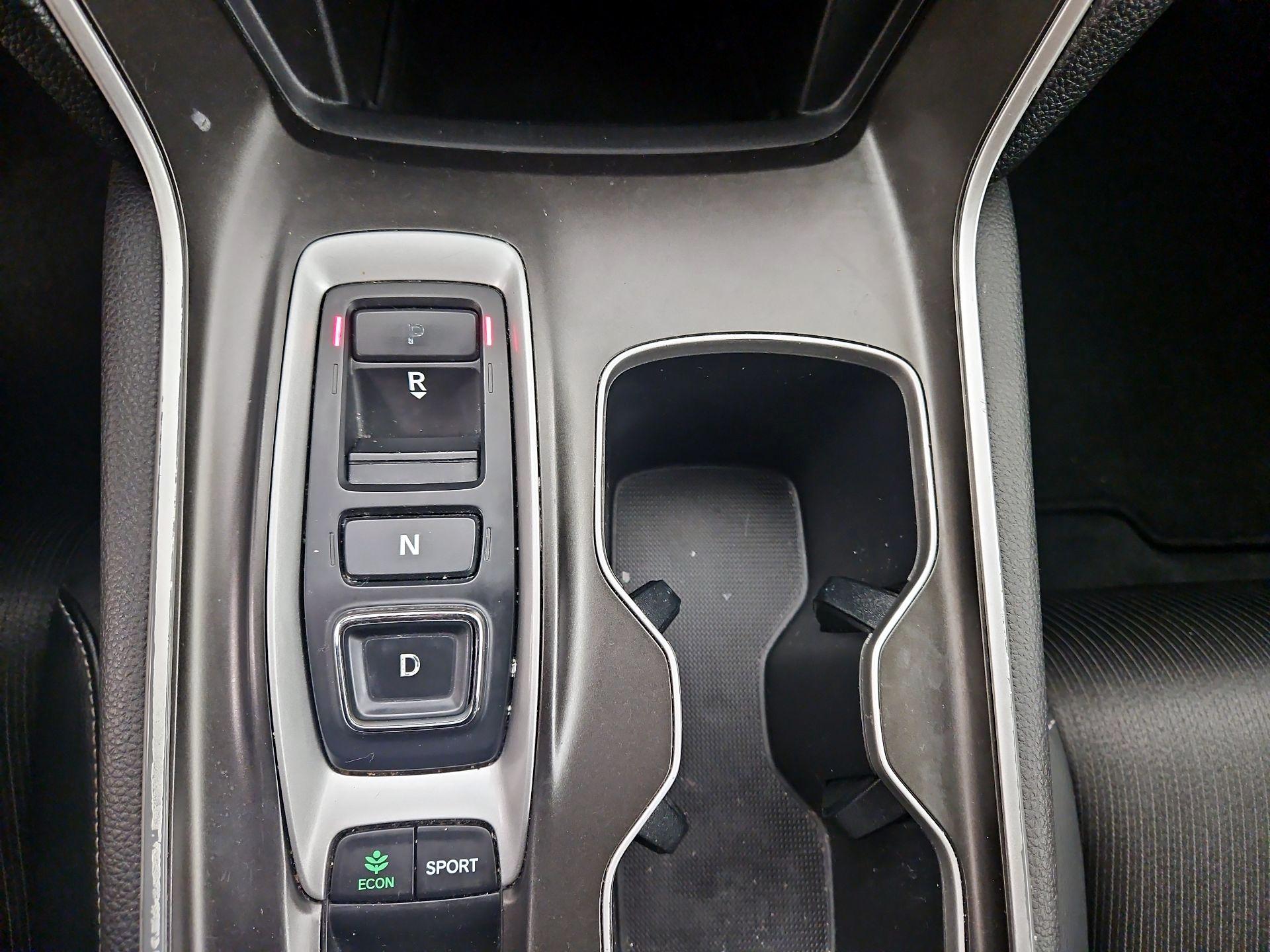 Thumbnail: 2018 Honda Accord - 17