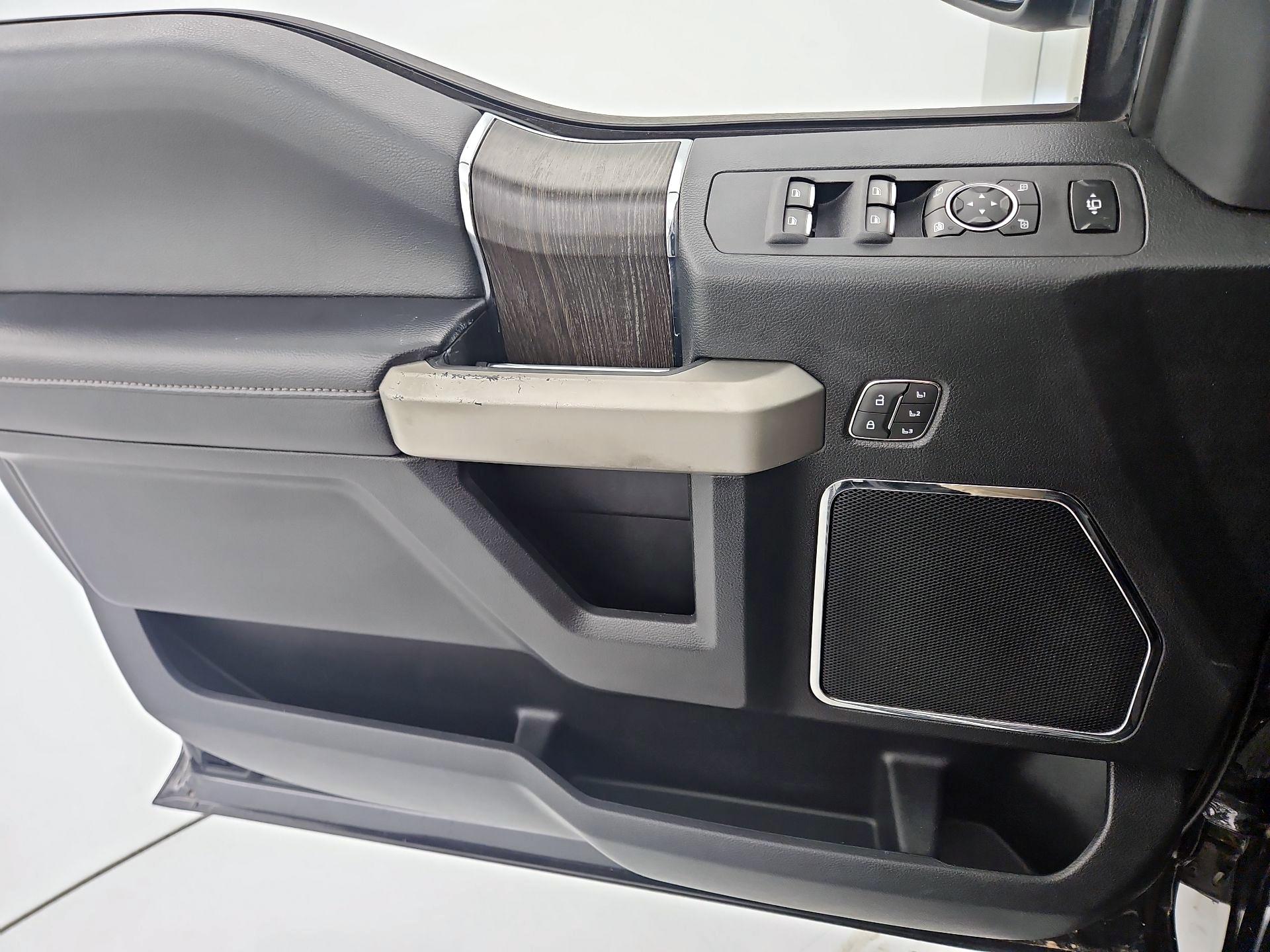 Thumbnail: 2020 Ford F-350 - 12