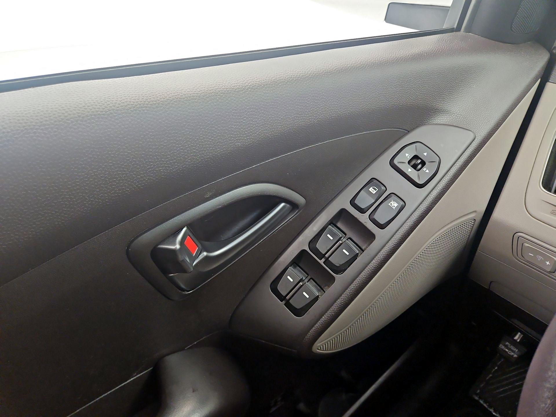 Thumbnail: 2015 Hyundai Tucson - 12