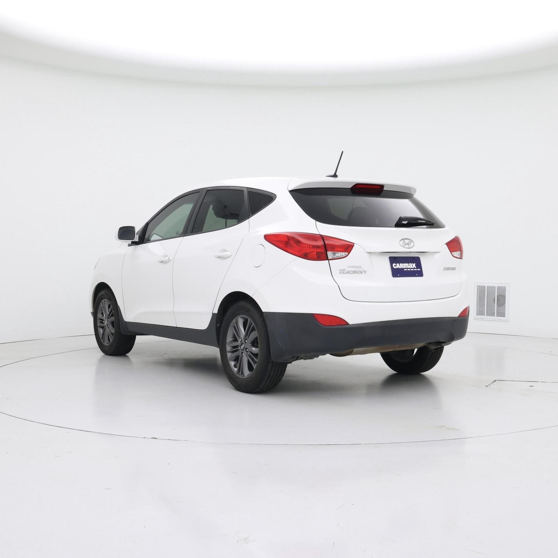 Thumbnail: 2015 Hyundai Tucson - 2