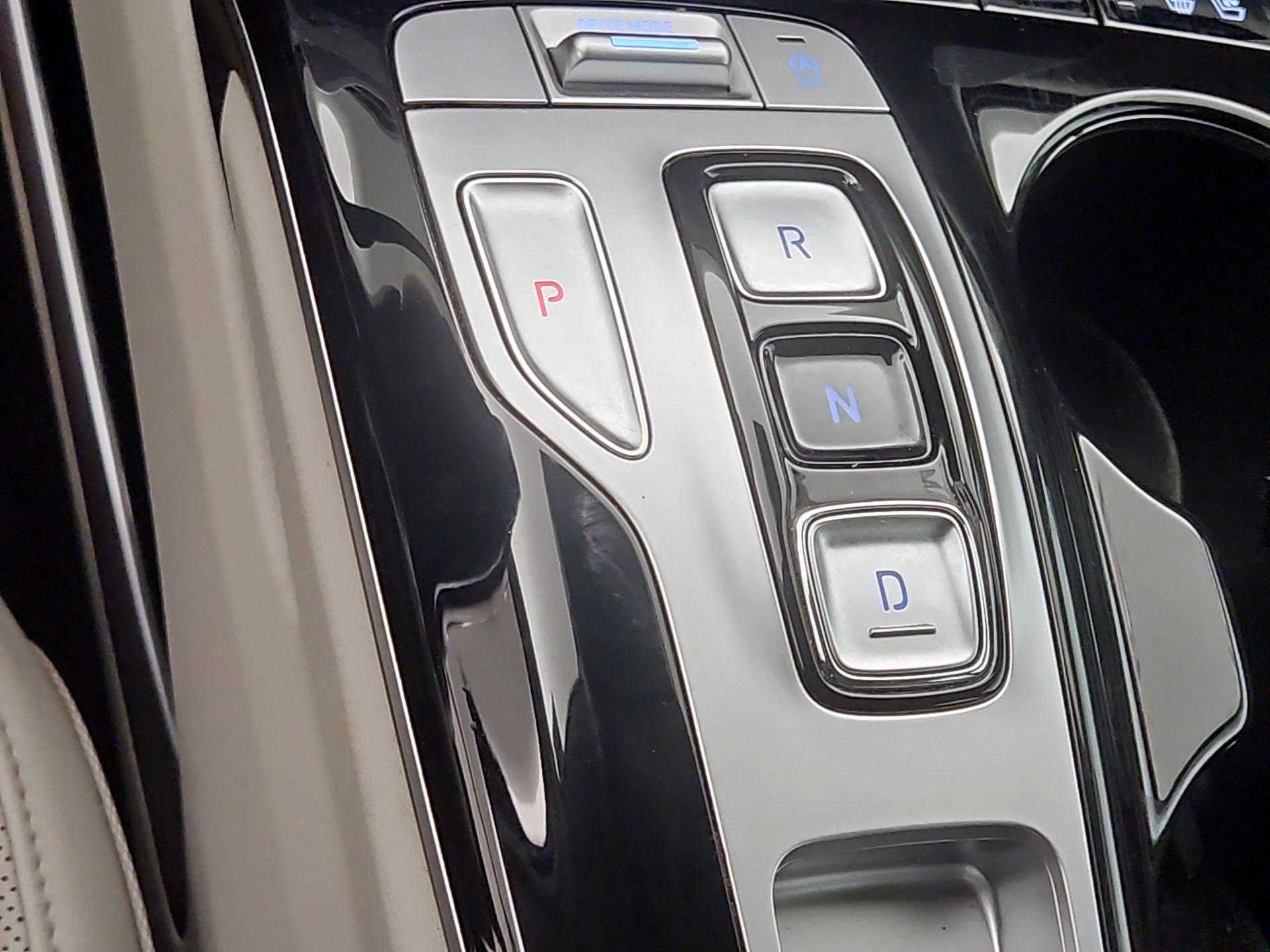 Thumbnail: 2022 Hyundai Tucson - 18