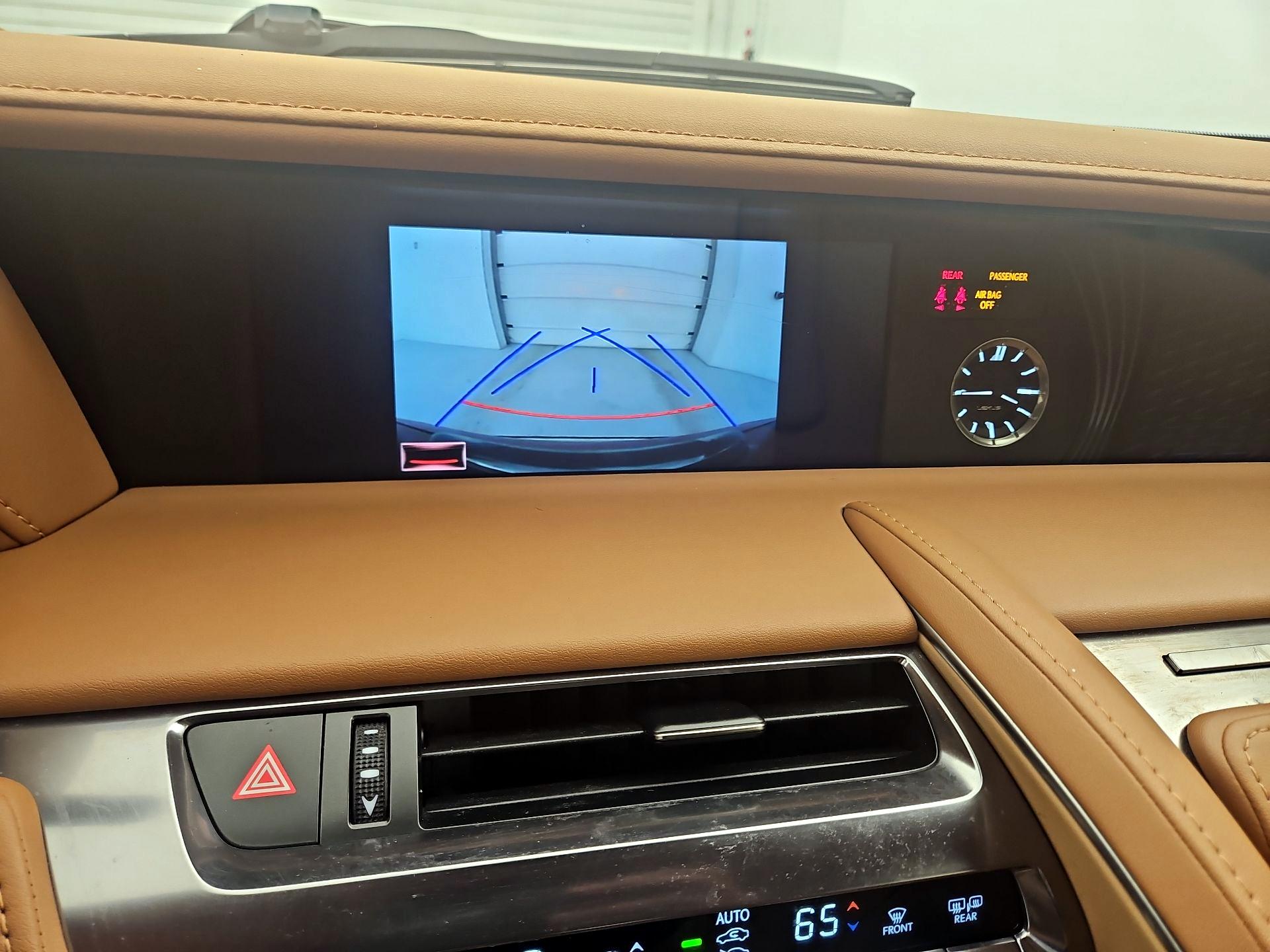 Thumbnail: 2018 Lexus LC - 15