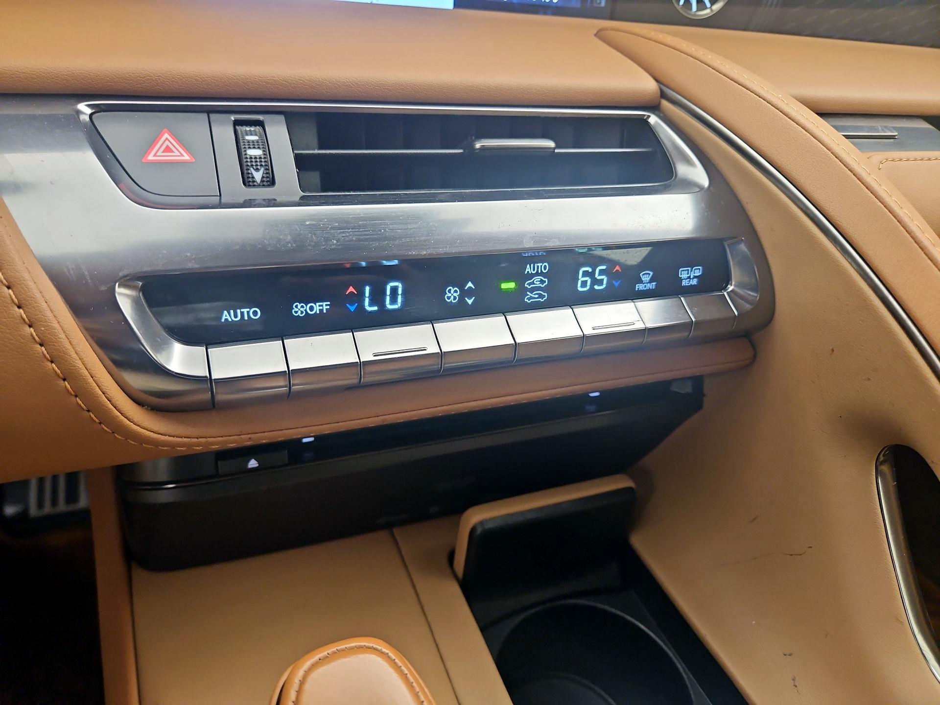 Thumbnail: 2018 Lexus LC - 17