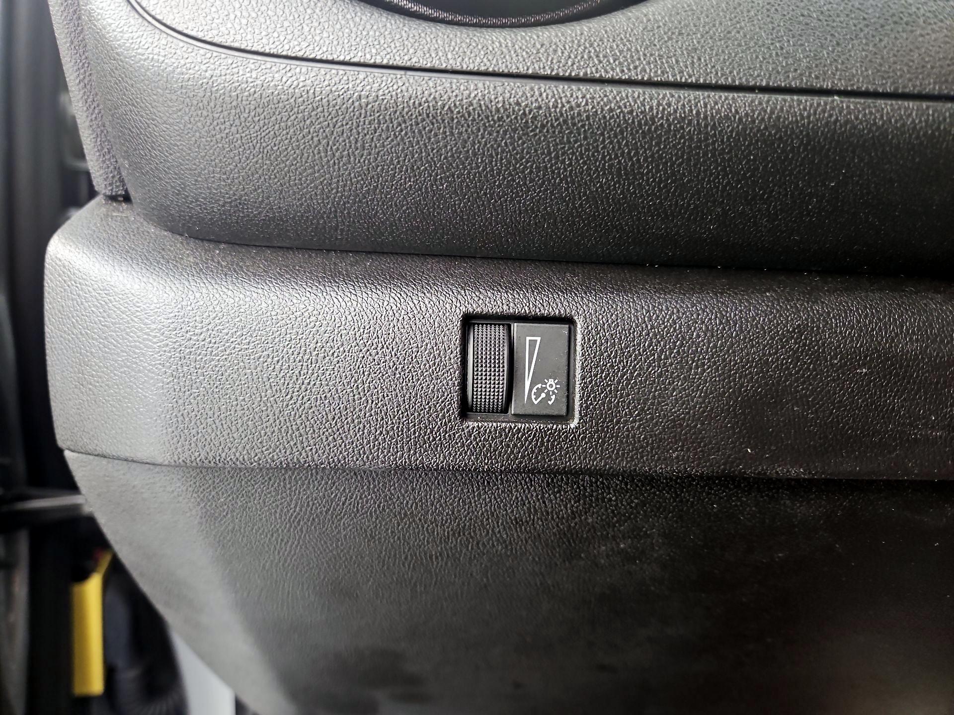 Thumbnail: 2024 Chevrolet Colorado - 13