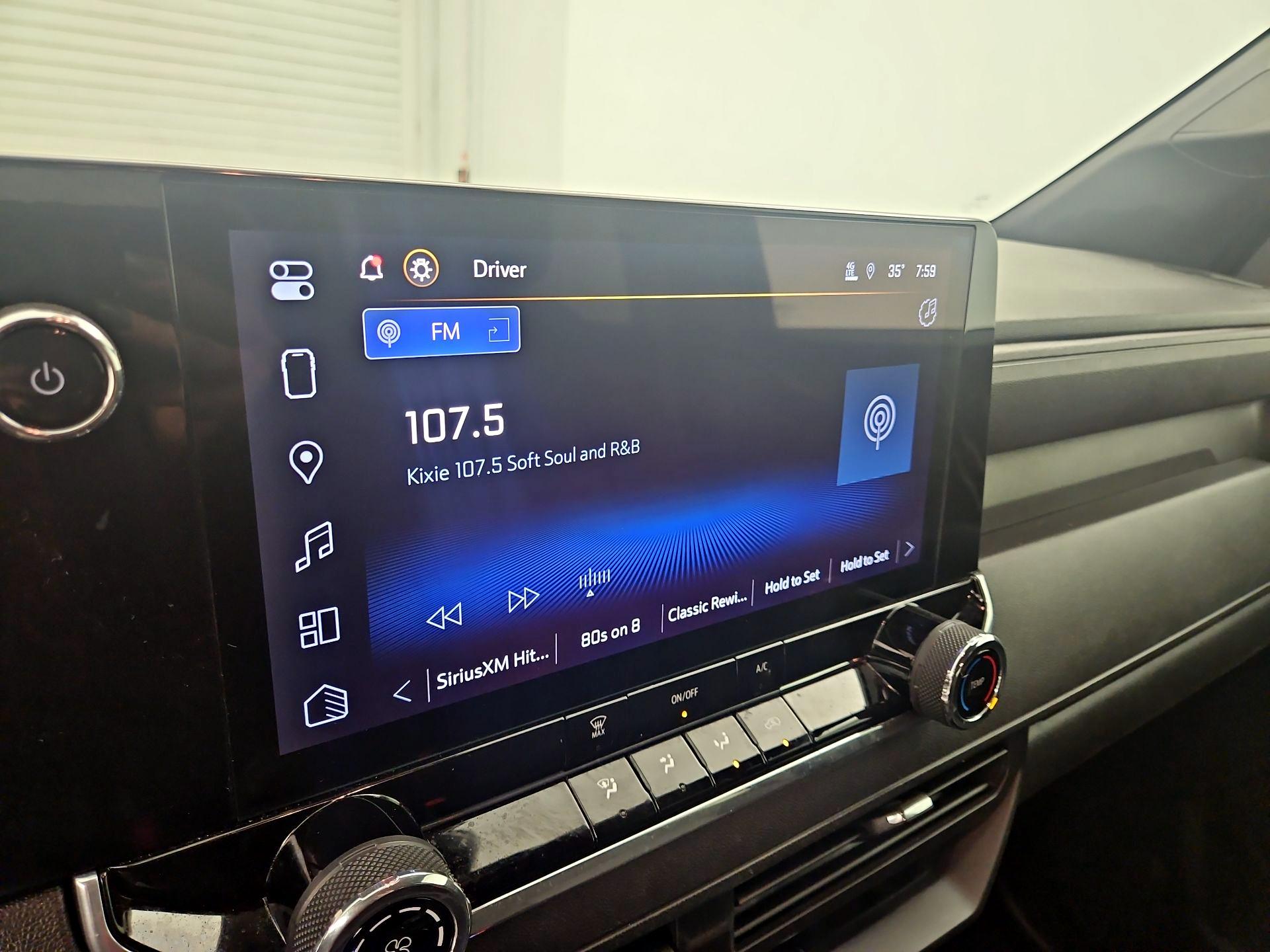 Thumbnail: 2024 Chevrolet Colorado - 15