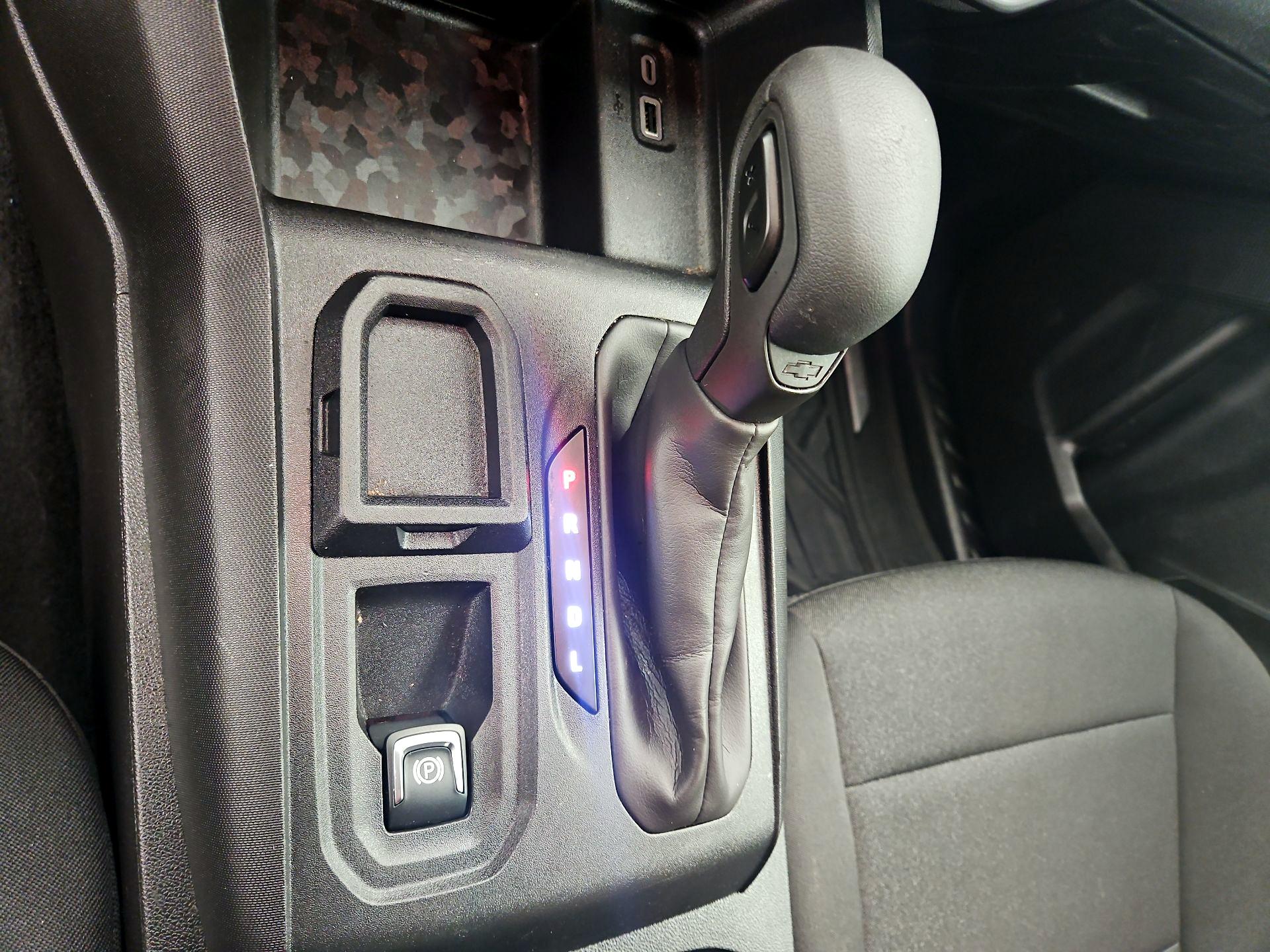 Thumbnail: 2024 Chevrolet Colorado - 17